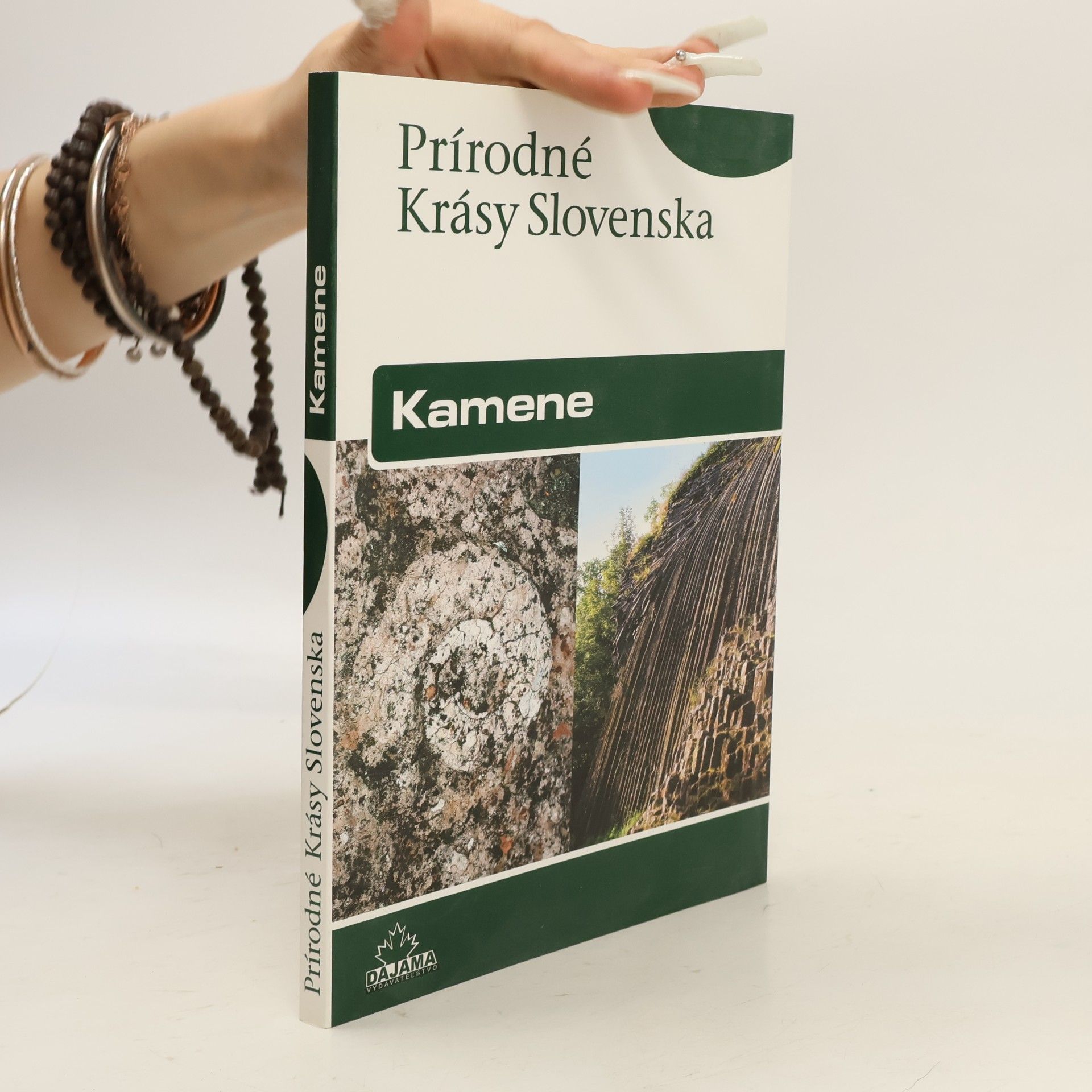 Maria Bizubova Prírodné krásy Slovenska - Kamene