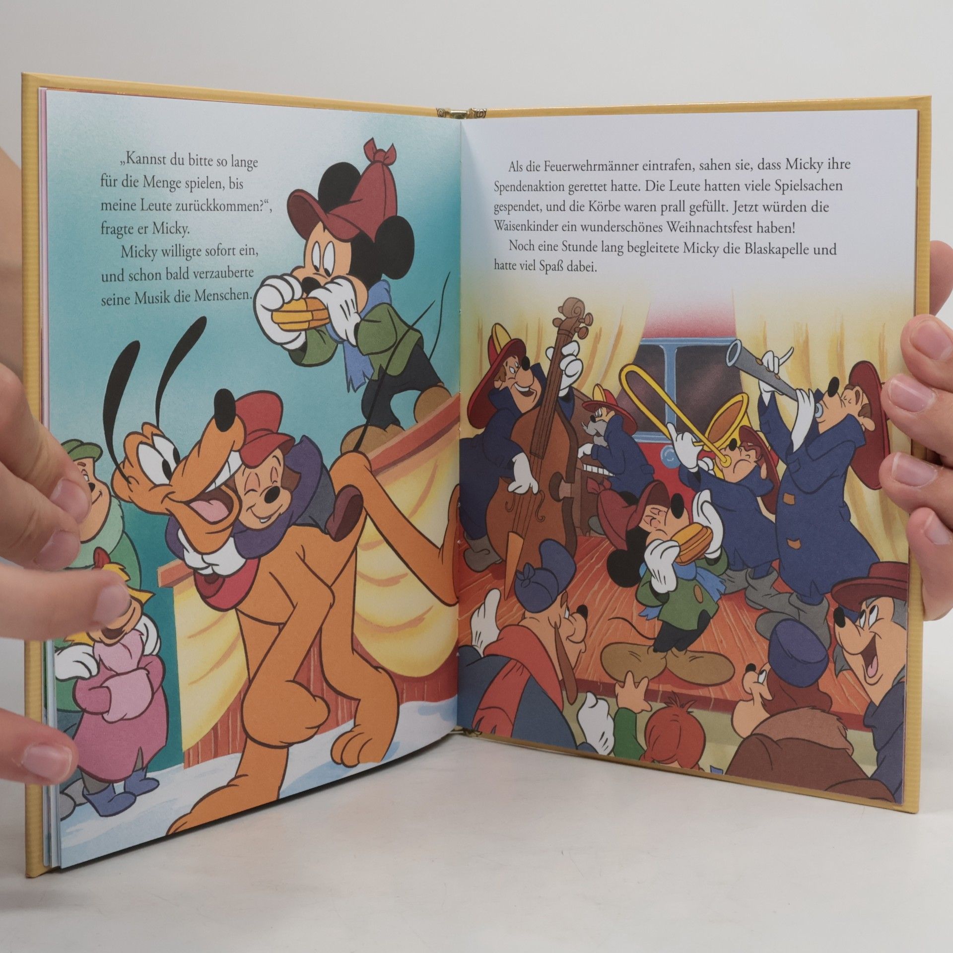 Various authors Weihnachten mit Micky und Minnie
