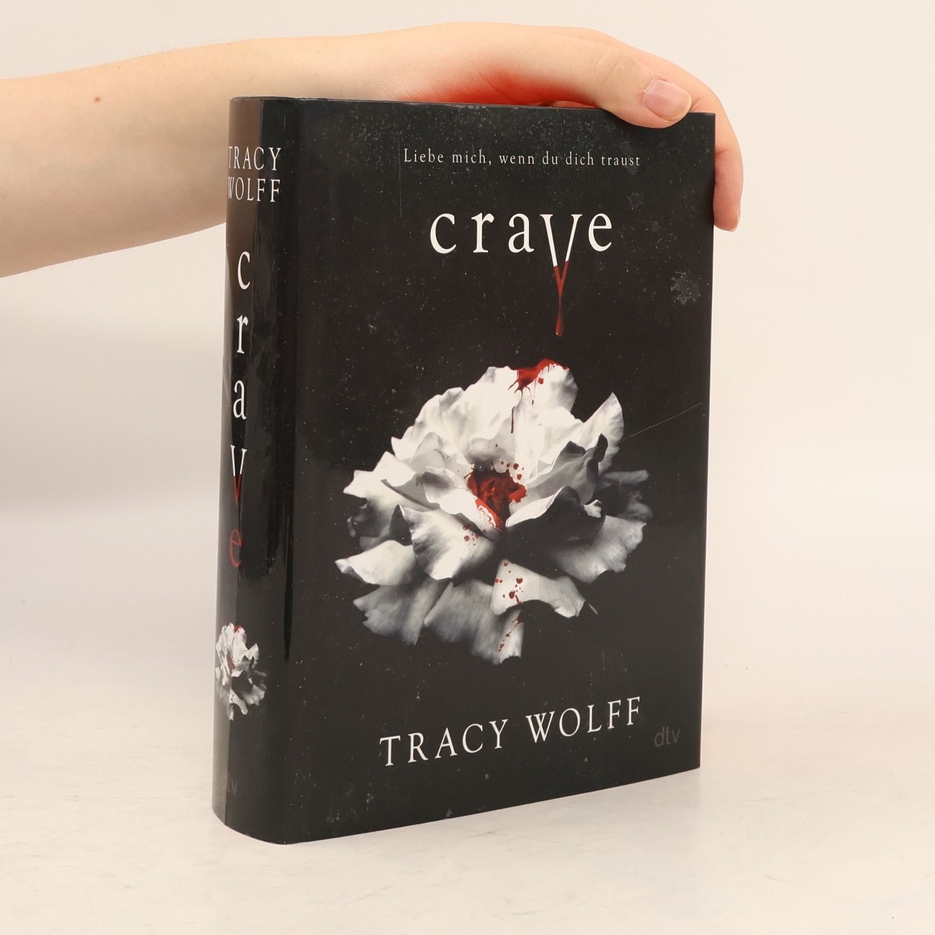 Tracy Wolff Crave