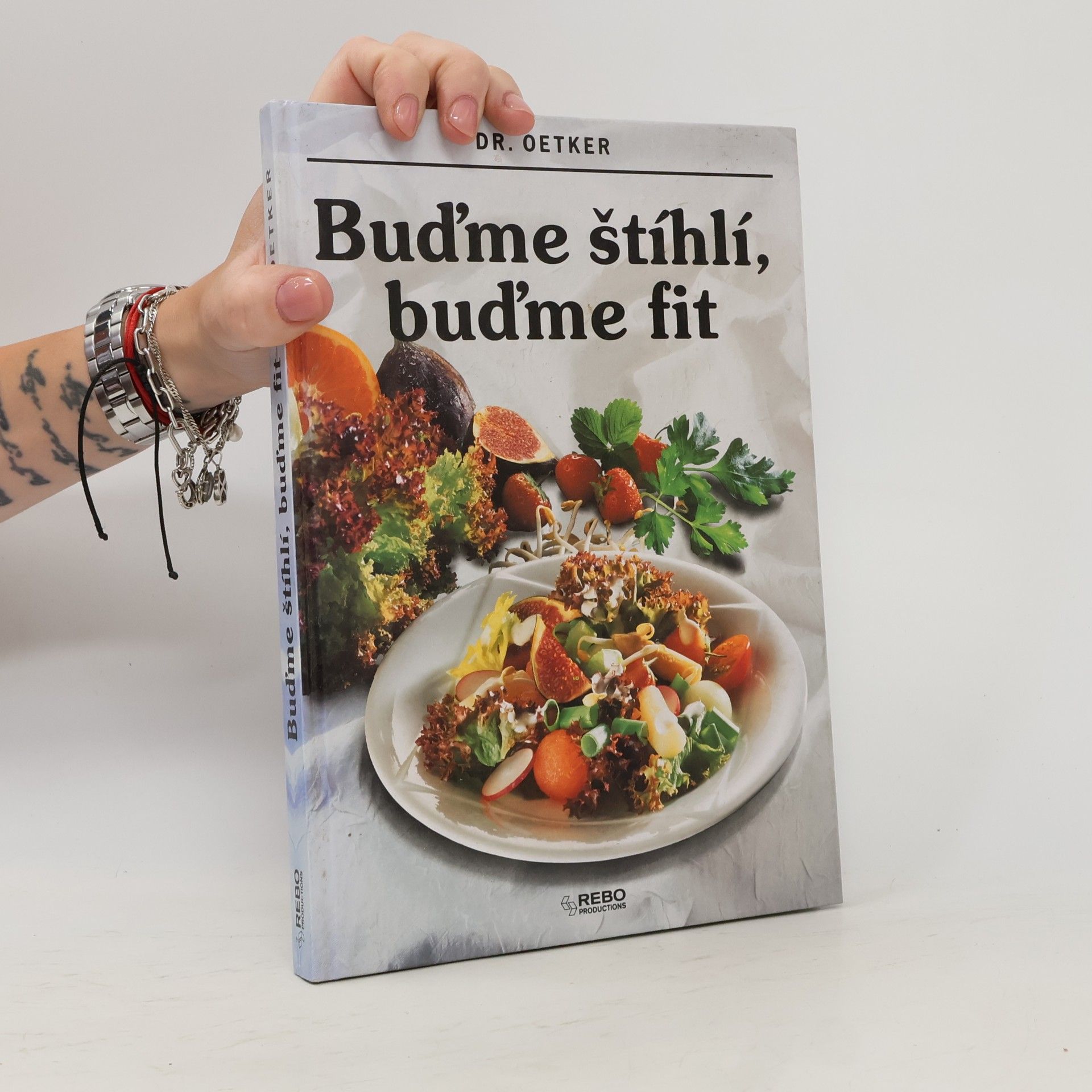 Thea Větrovská Buďme štíhlí, buďme fit