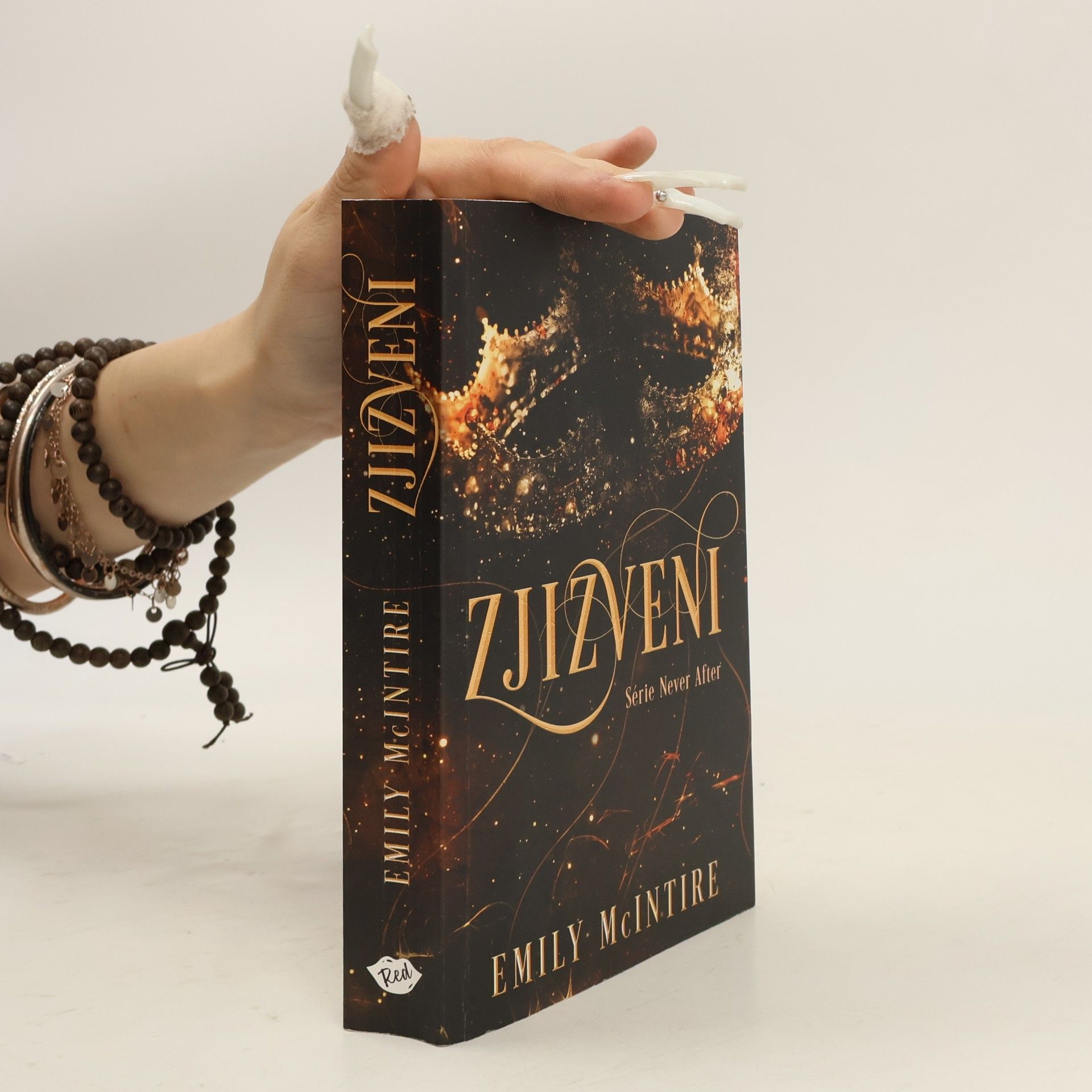 Emily McIntire Zjizveni
