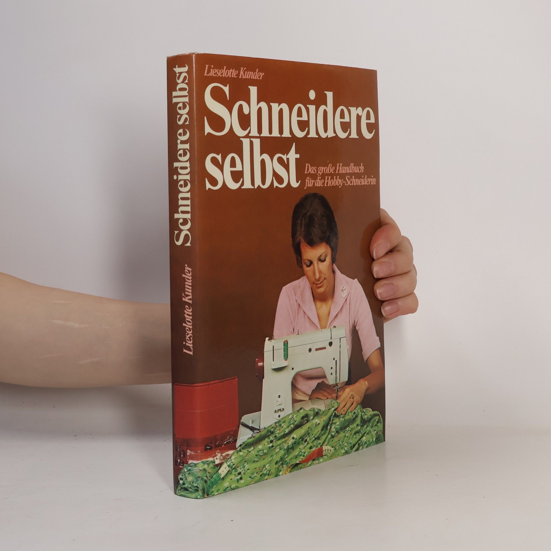 Lieselotte Kunder Schneidere selbst
