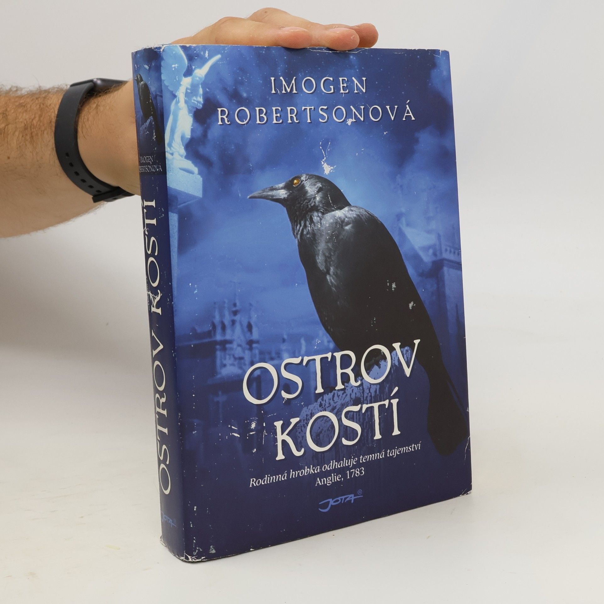 Imogen Robertson Ostrov kostí