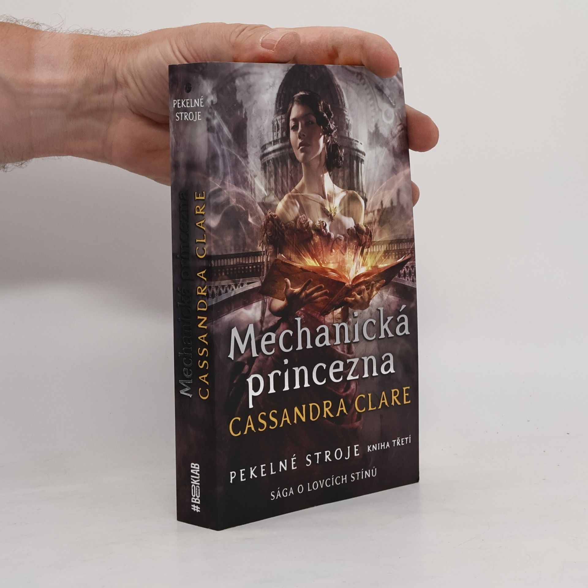 Cassandra Clare Mechanická princezna