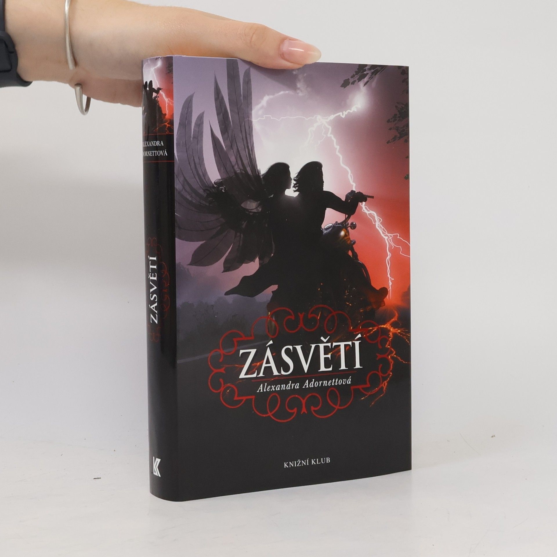 Alexandra Adornetto Zásvětí