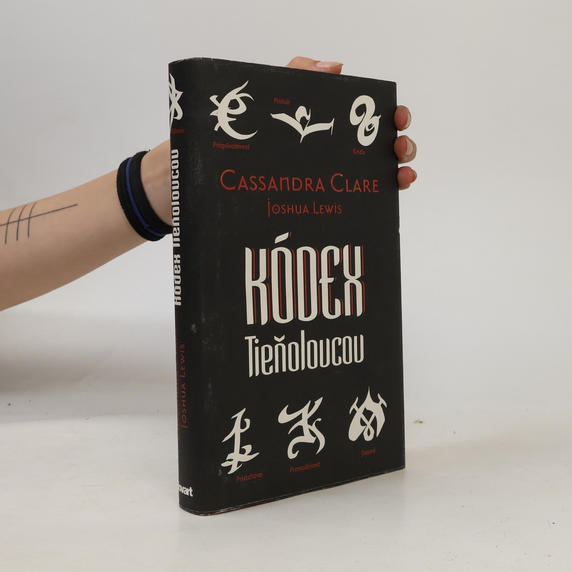 Cassandra Clare Kódex Tieňolovcov