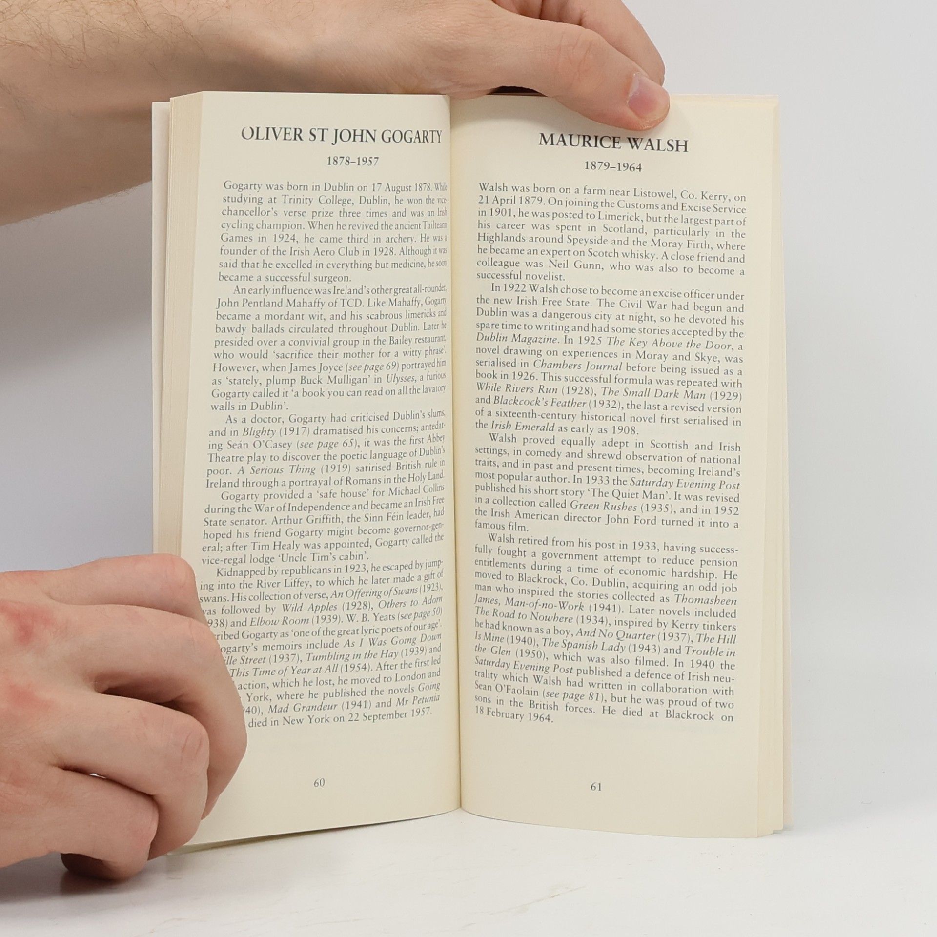 Martin Wallace Appletree Guides: Famous Irish Writers