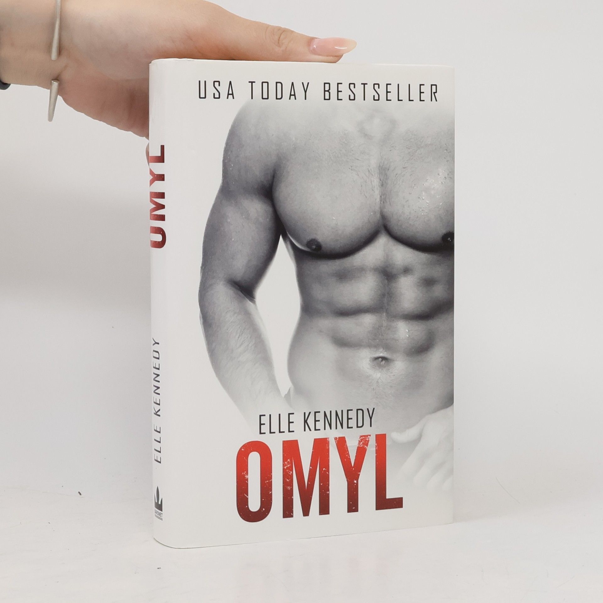 Elle Kennedy Omyl. Cyklus Off-Campus 2
