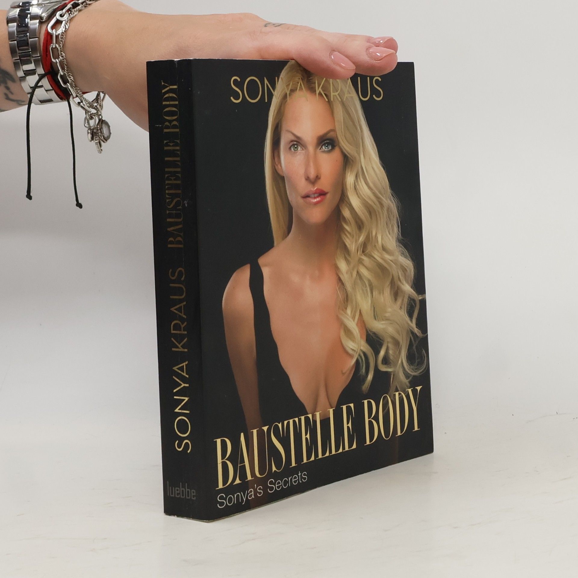 Sonya Kraus Baustelle Body