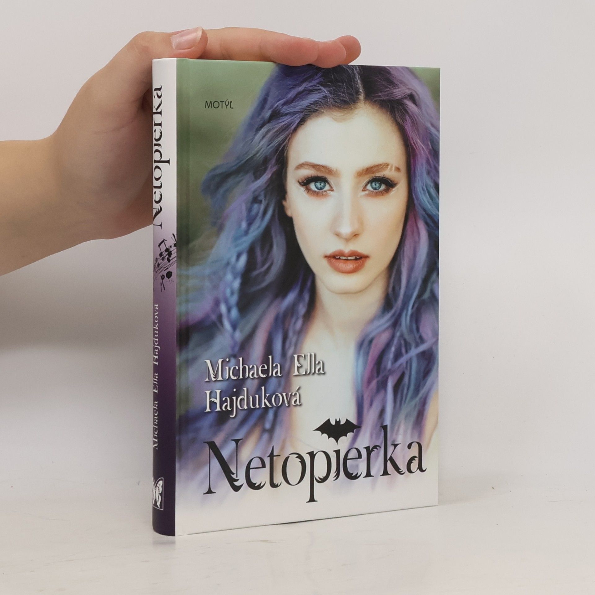 Michaela Ella Hajduková Netopierka