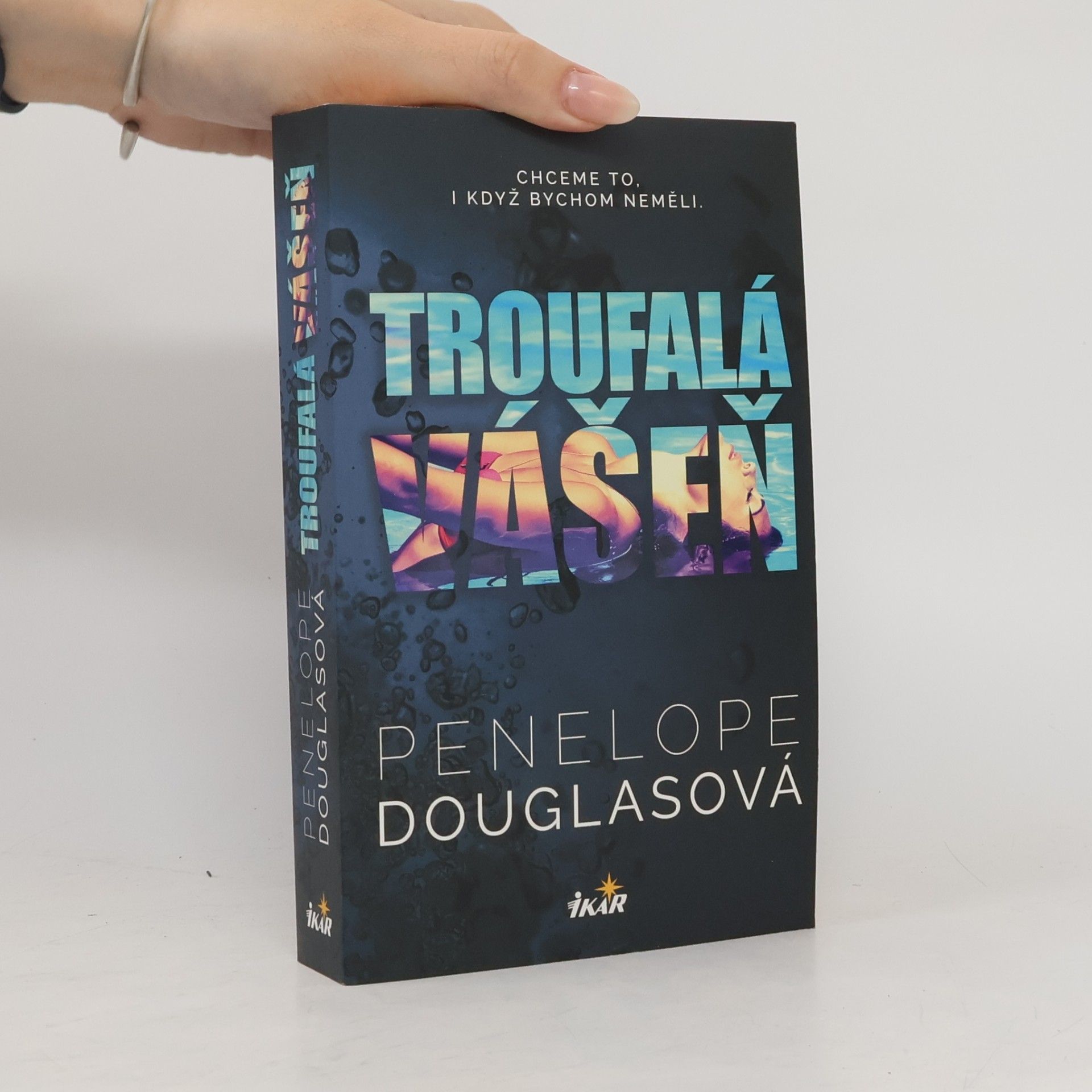 Penelope Douglas Troufalá vášeň