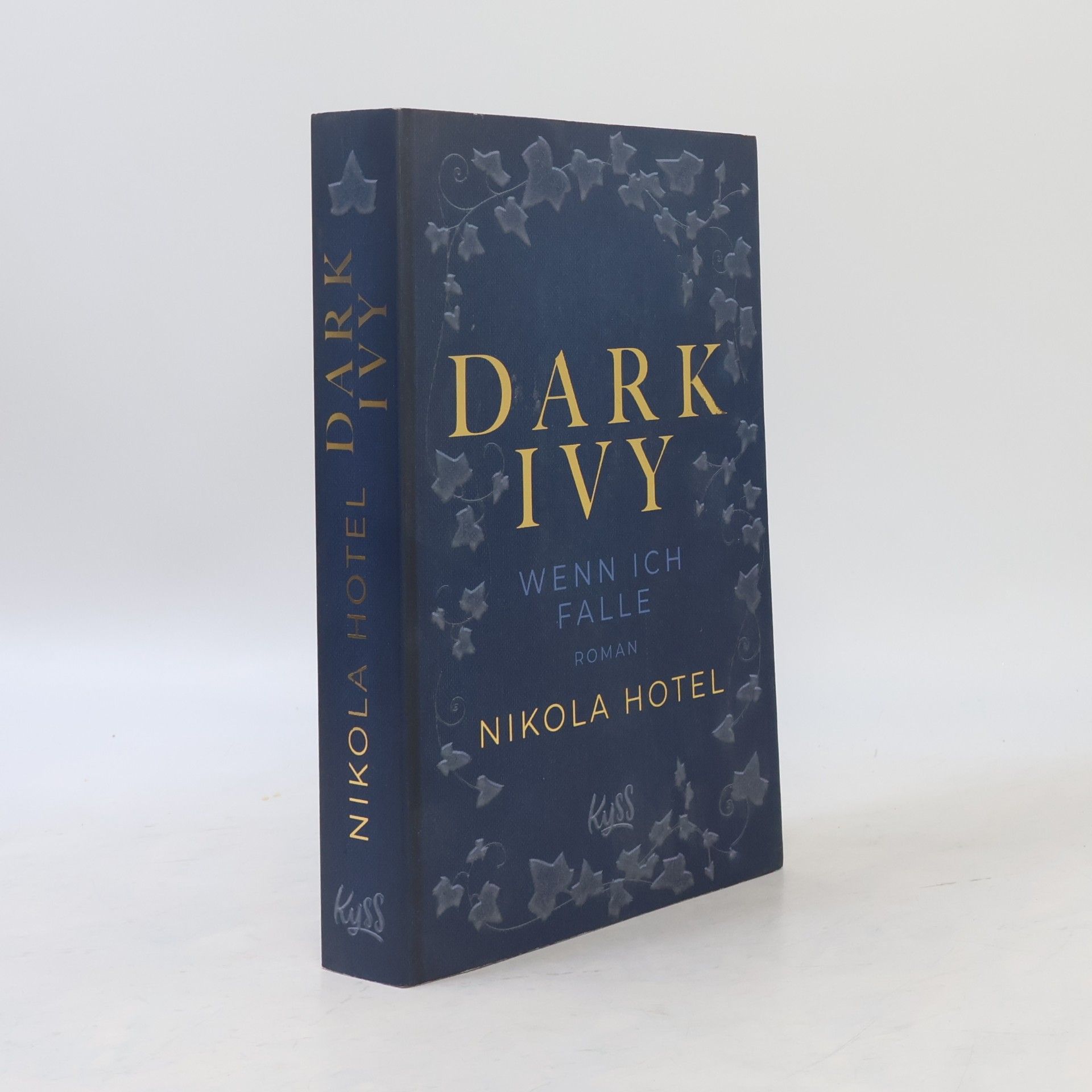 Nikola Hotel Dark Ivy - Wenn ich falle