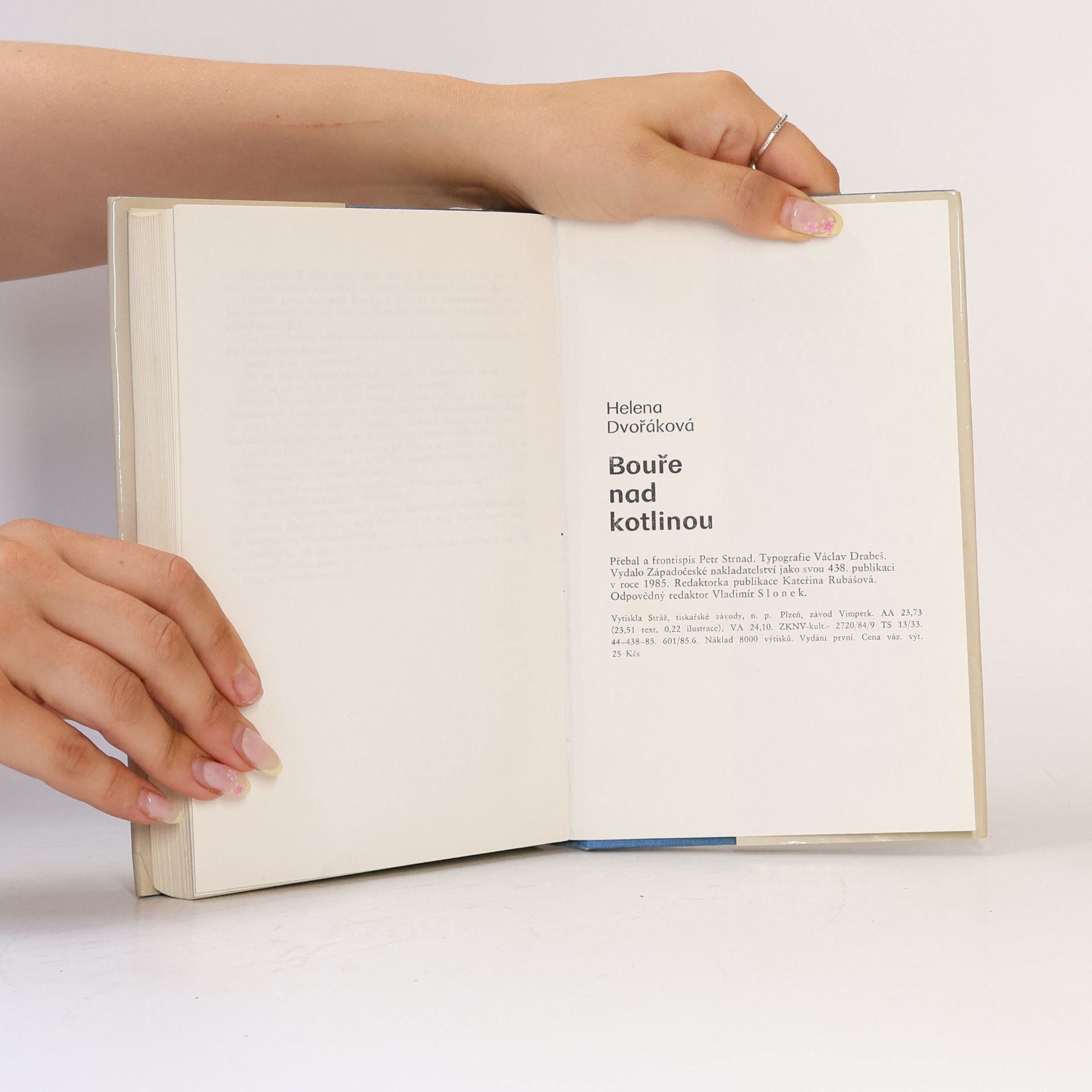 Helena Dvořáková Bouře nad kotlinou