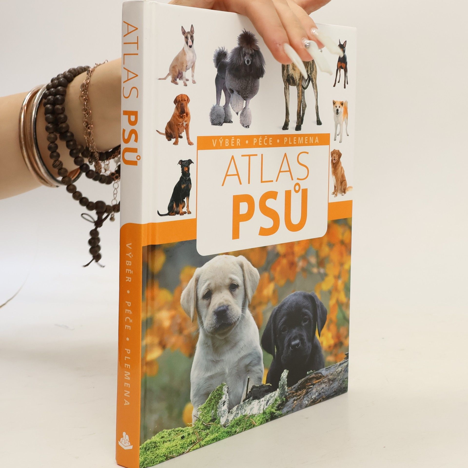 Anna Biziorek Atlas psů
