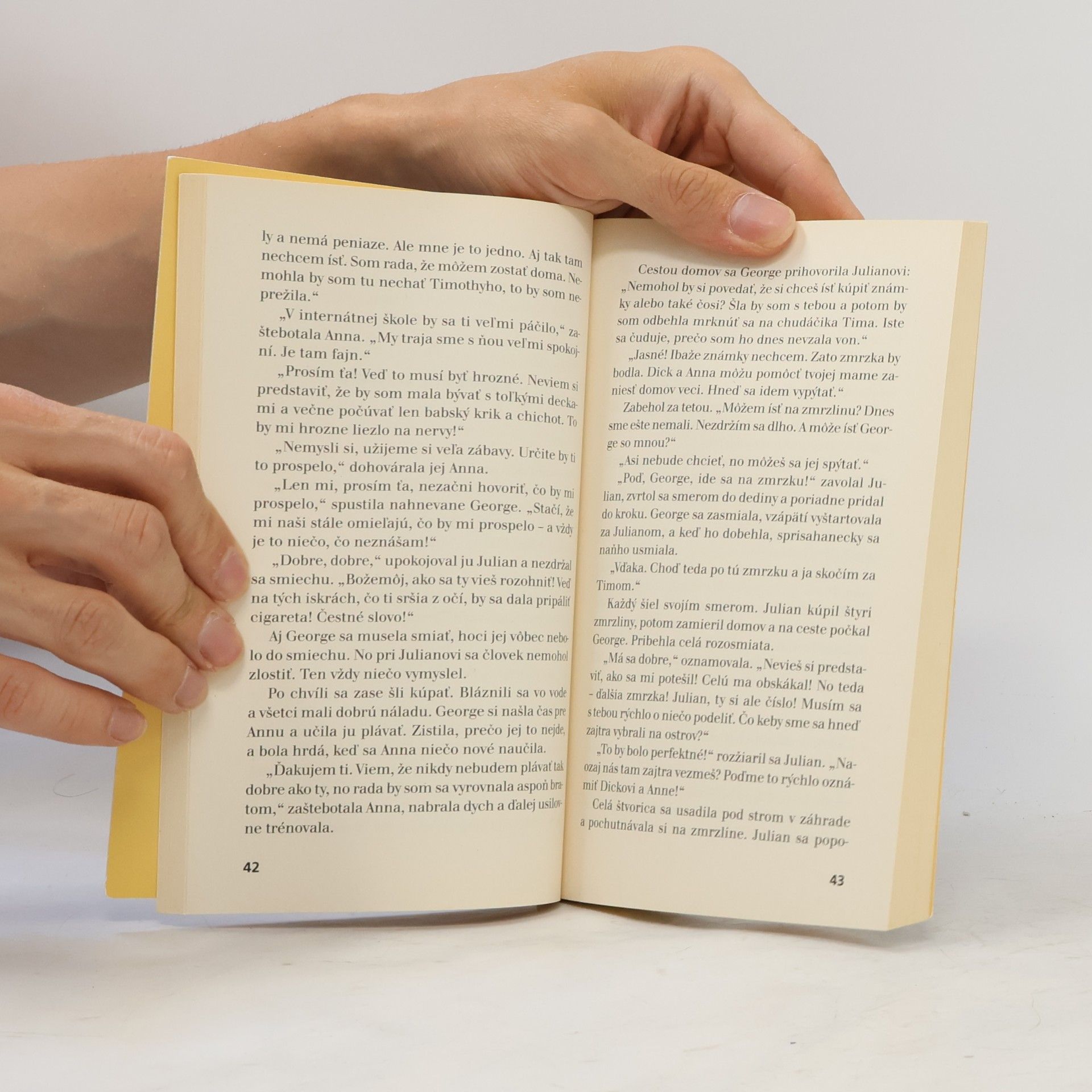 Enid Blyton Slávna 5 na ostrove pokladov