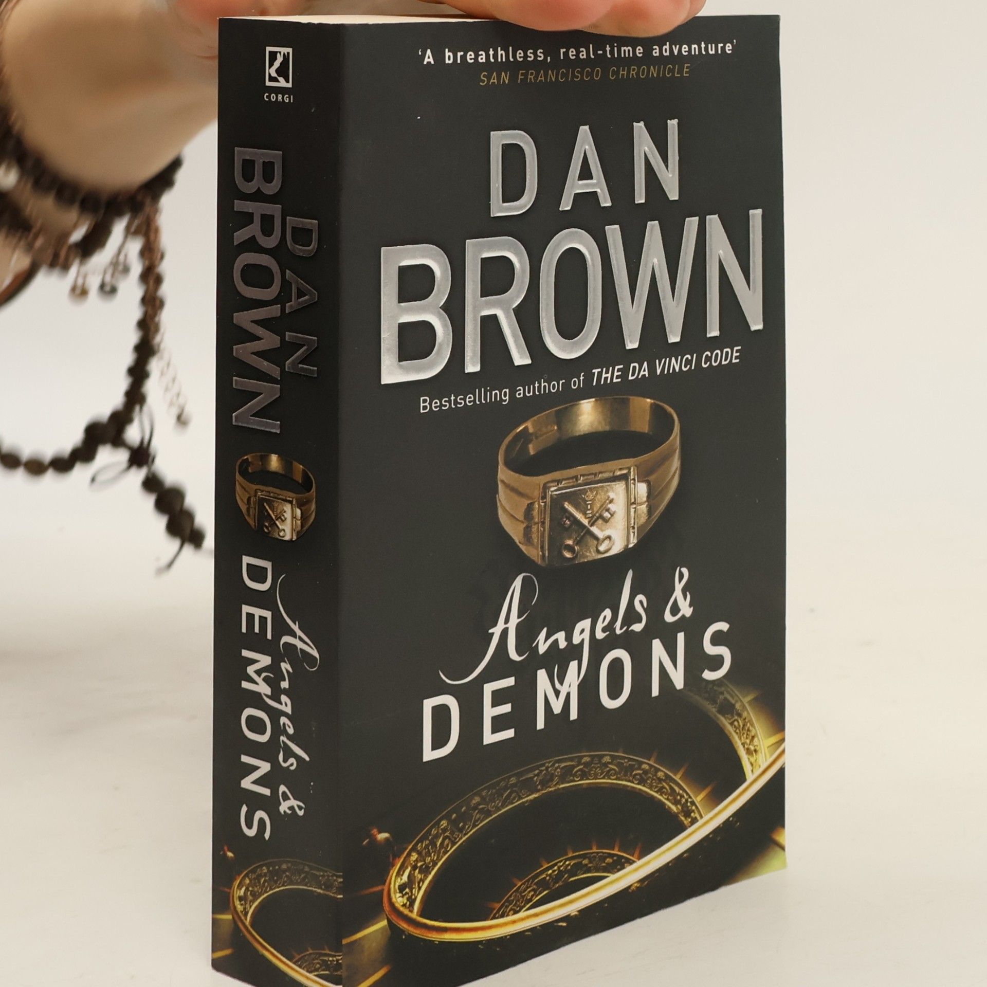 Dan Brown Angels & Demons