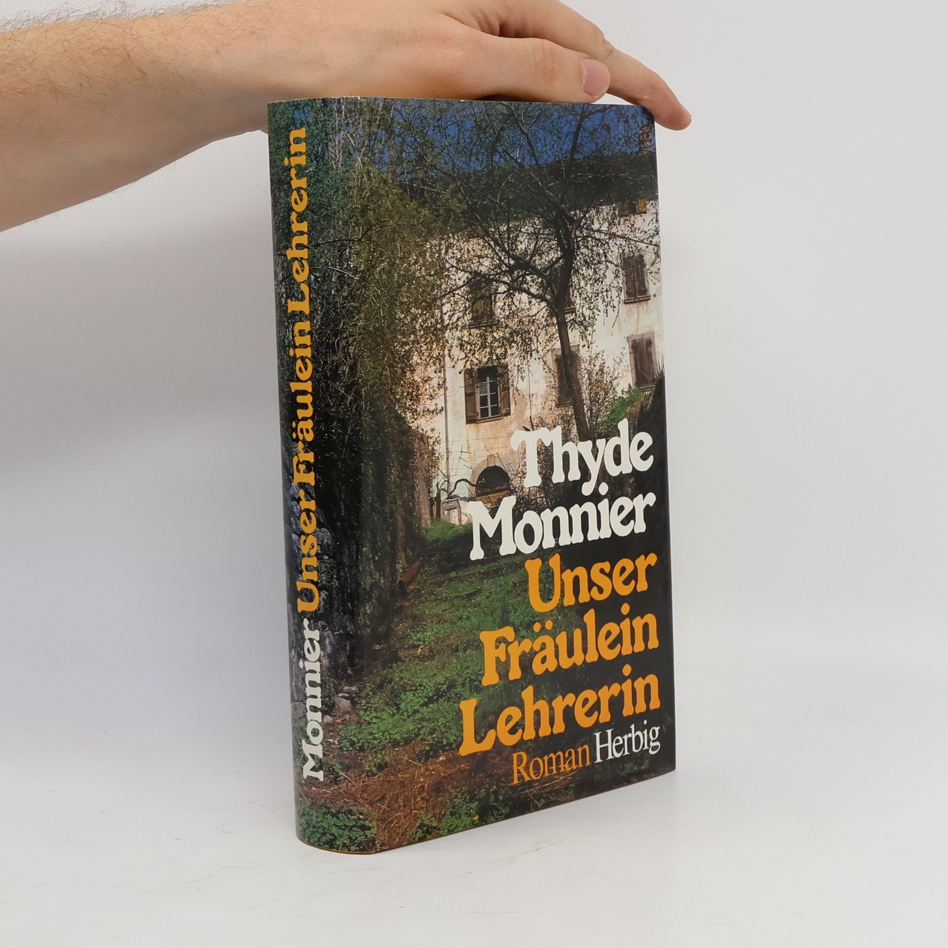 Unser Fräulein Lehrerin: Roman