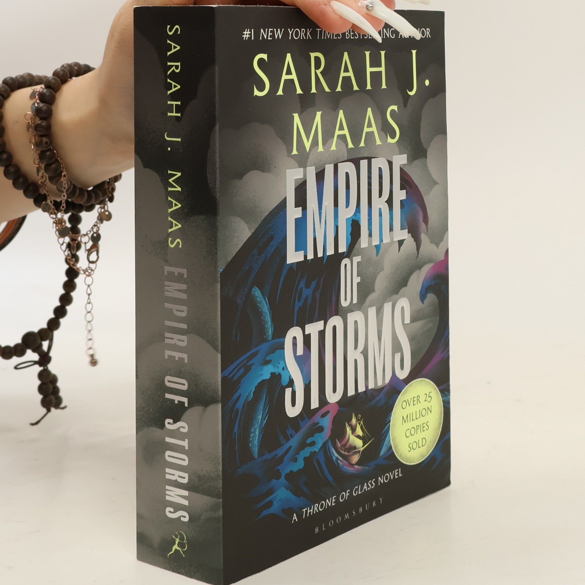 Sarah J. Maas Empire of storms
