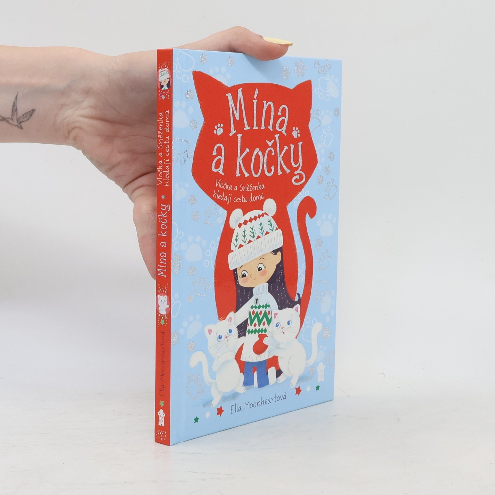 Ella Moonheart Vločka a Sněženka hledají cestu domů