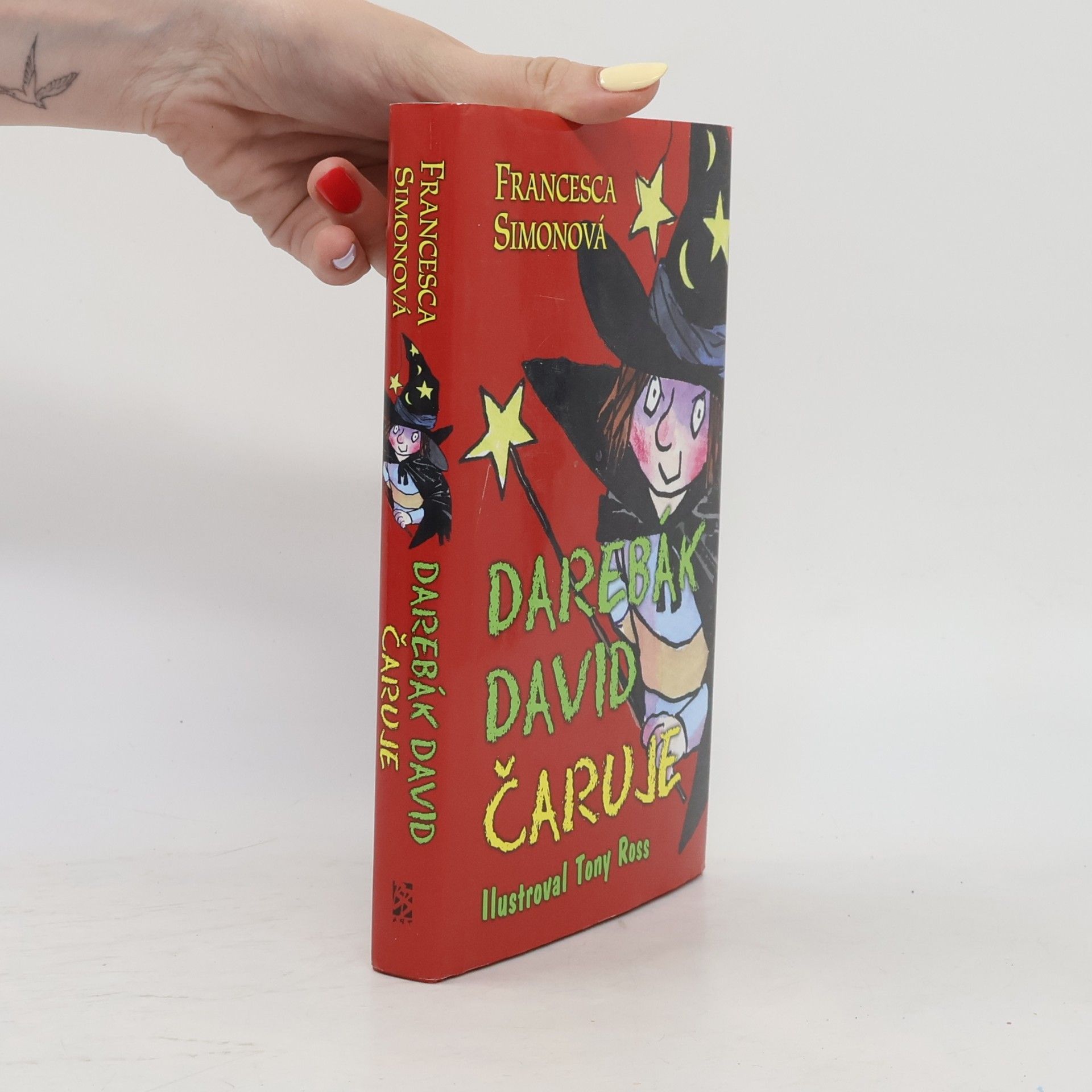 Darebák David čaruje