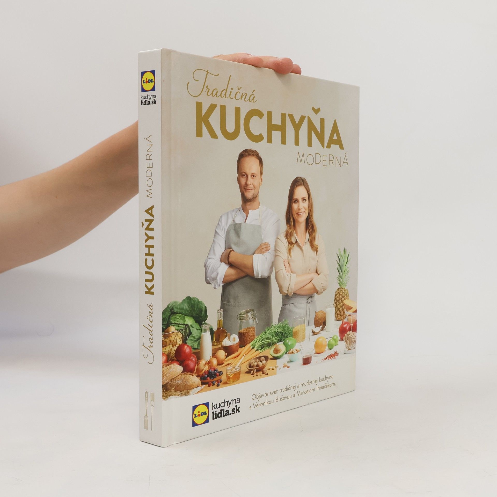 Veronika Bušová Tradičná kuchyňa moderná