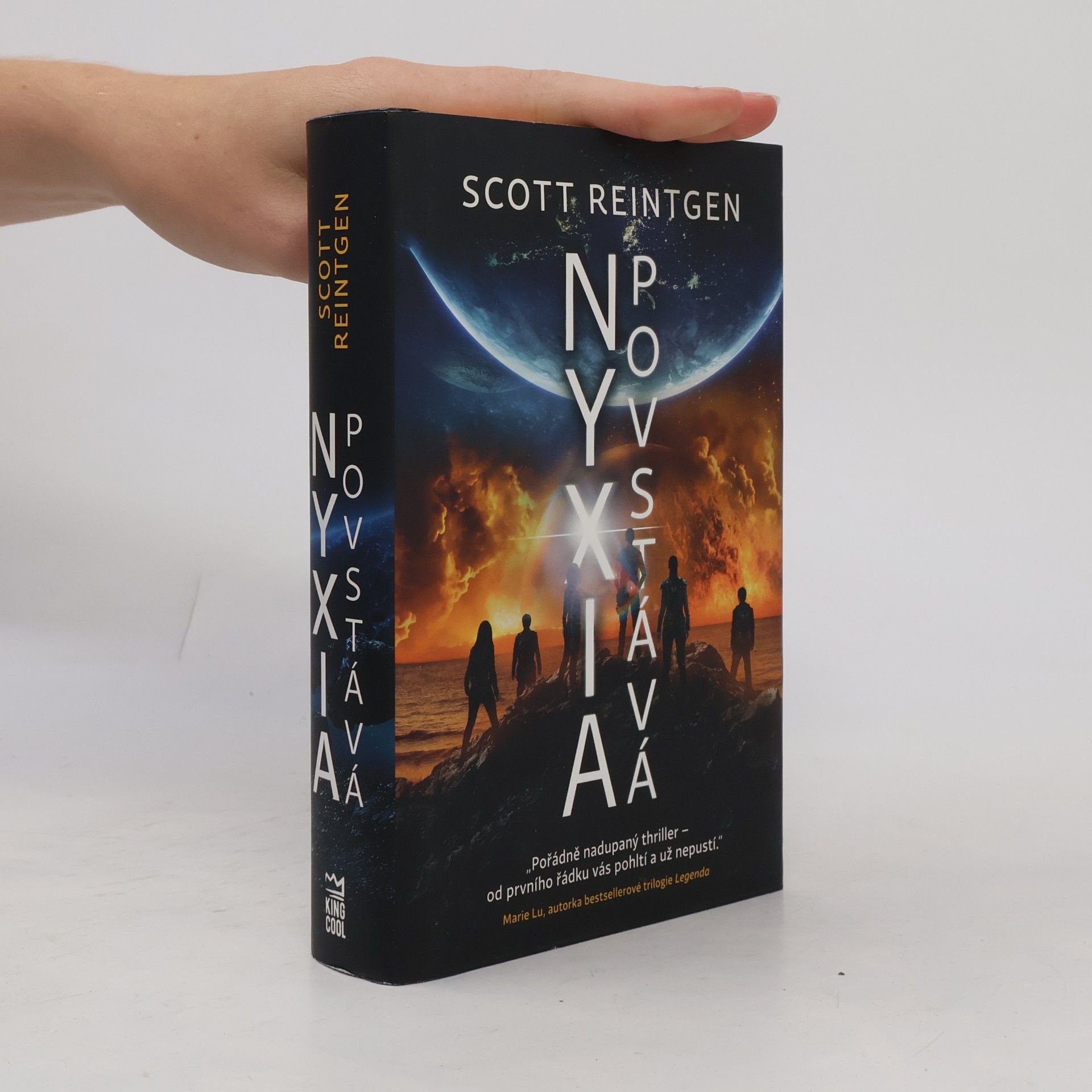 Scott Reintgen Nyxia povstává