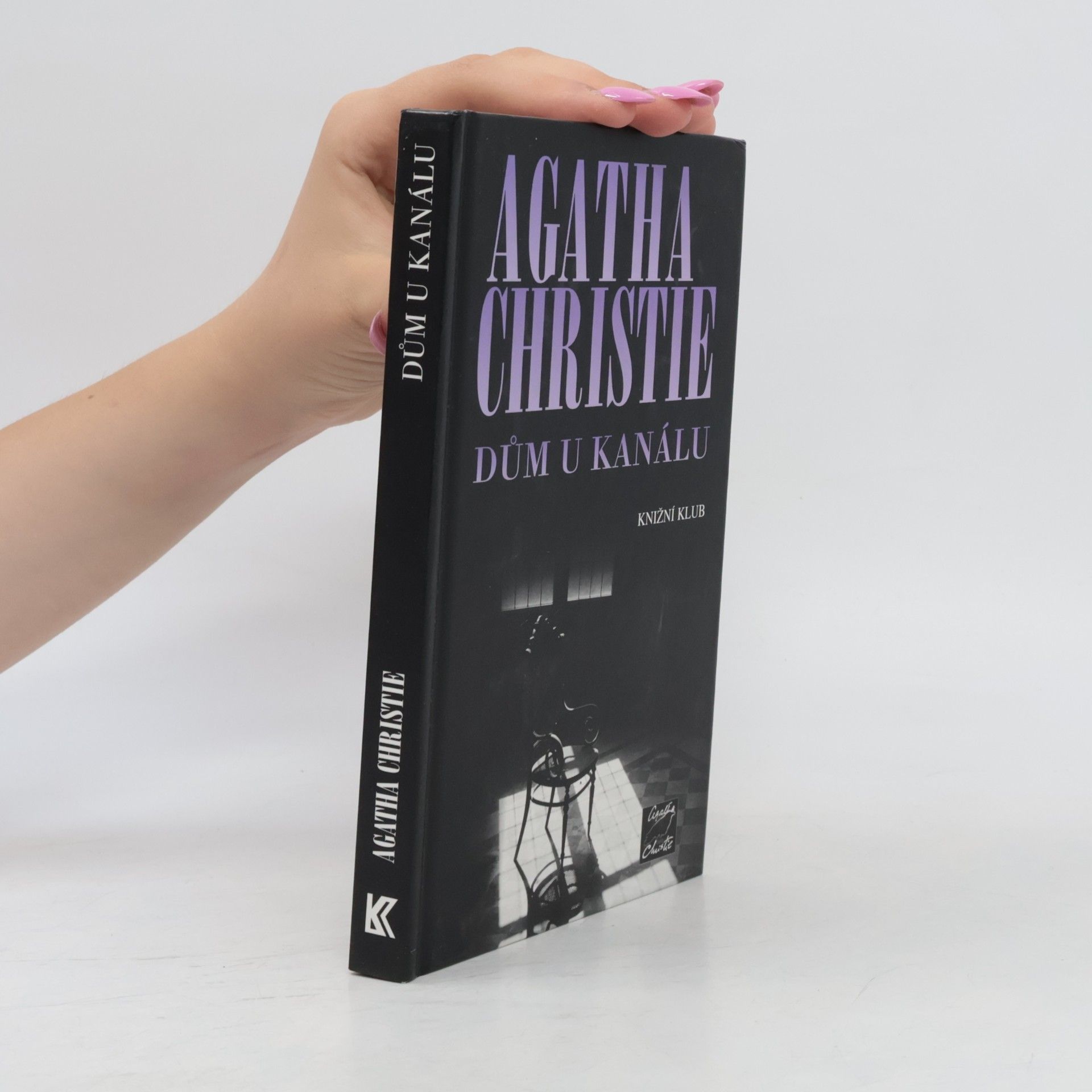Agatha Christie Dům u kanálu
