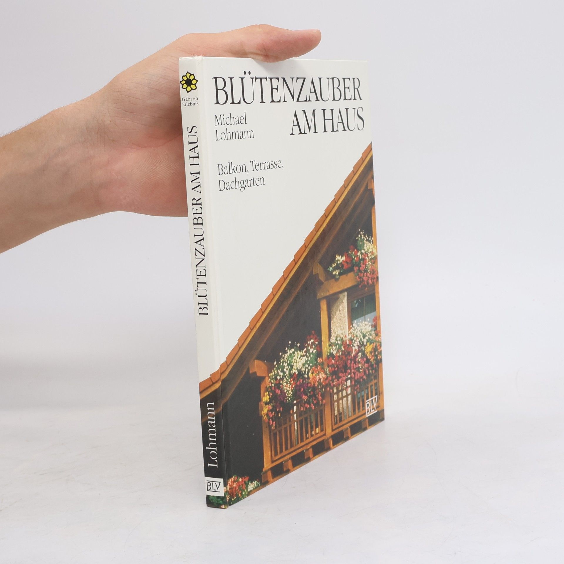 Blütenzauber am Haus