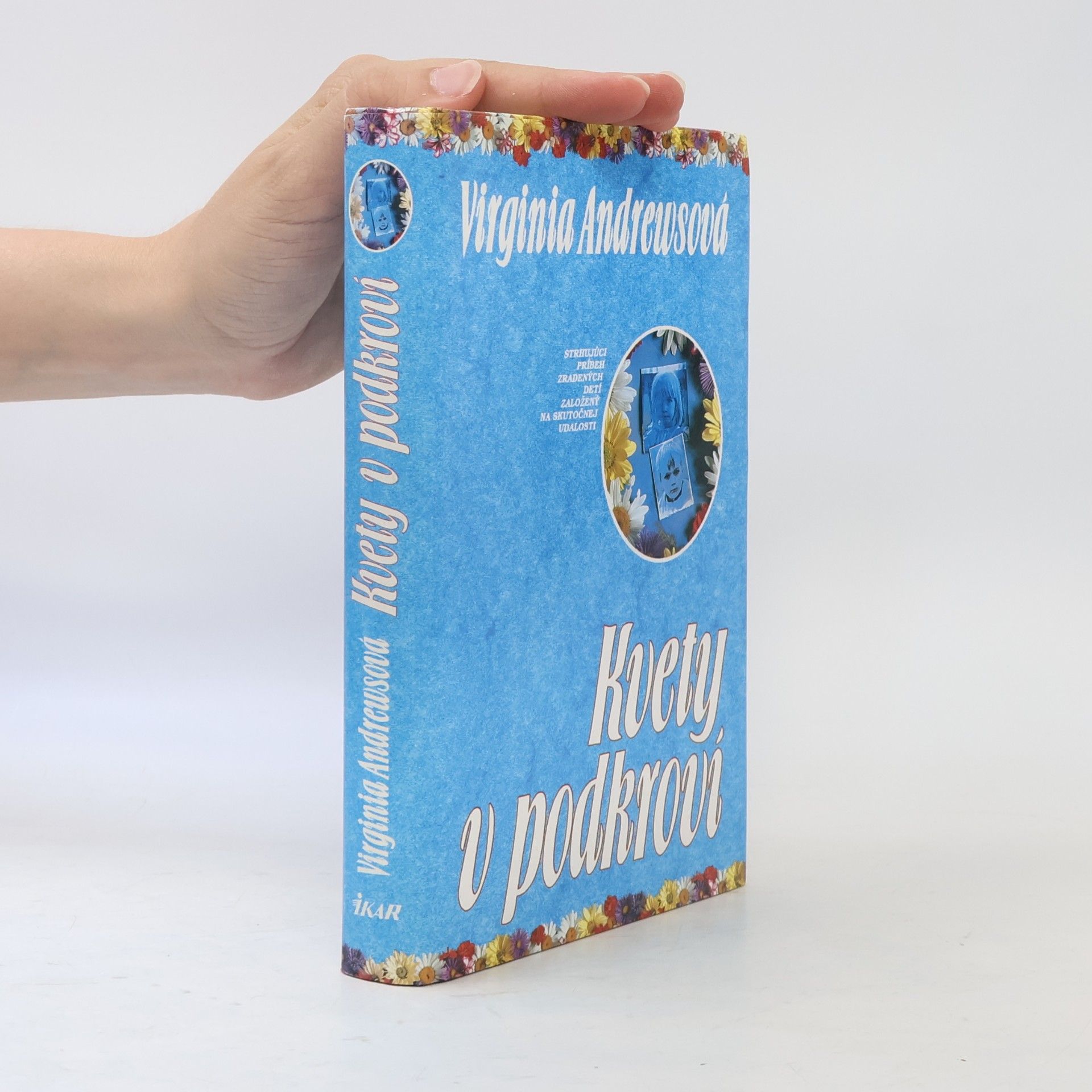 V. C. Andrews Kvety v podkroví