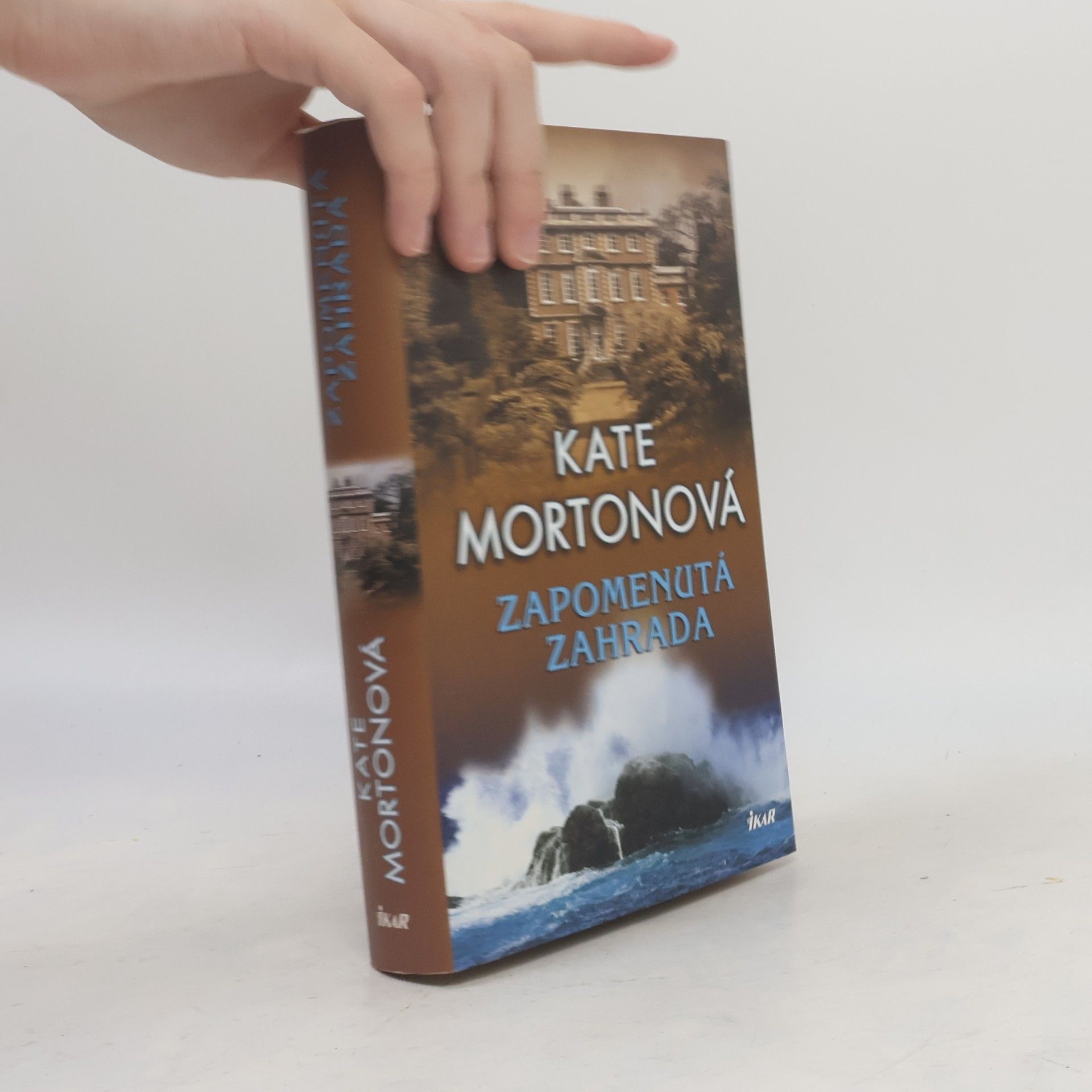 Kate Morton Zapomenutá zahrada