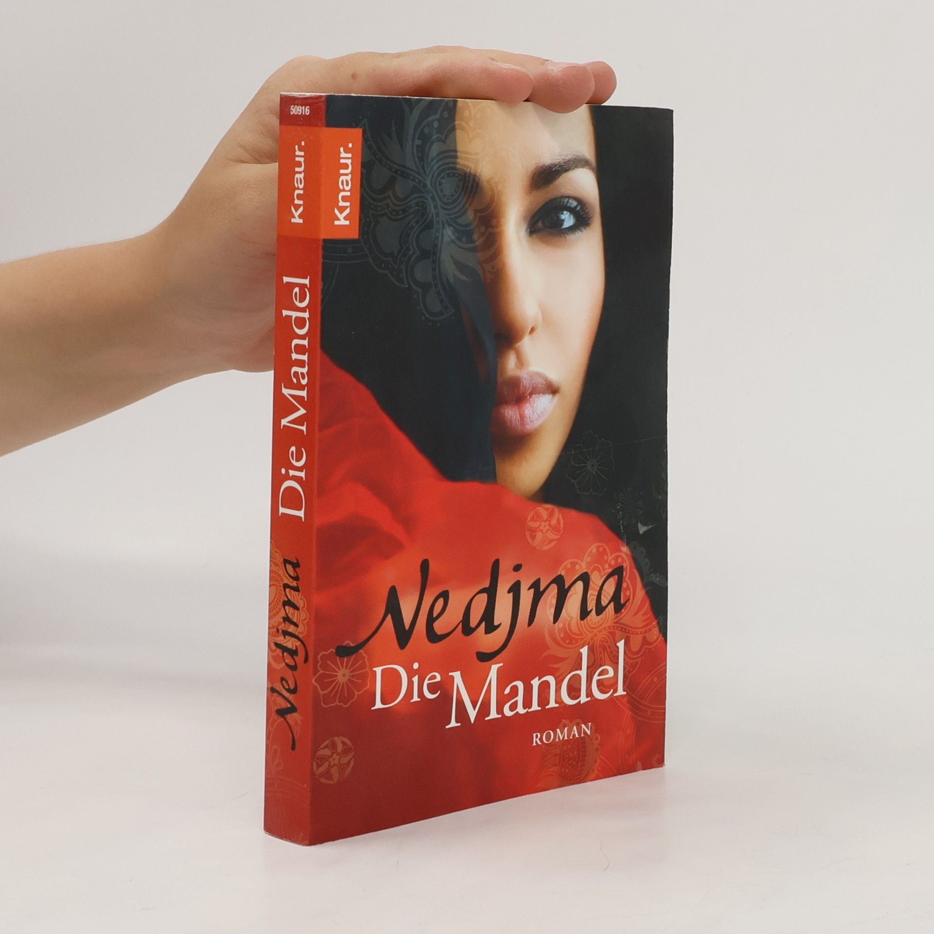 Nedjma Die Mandel