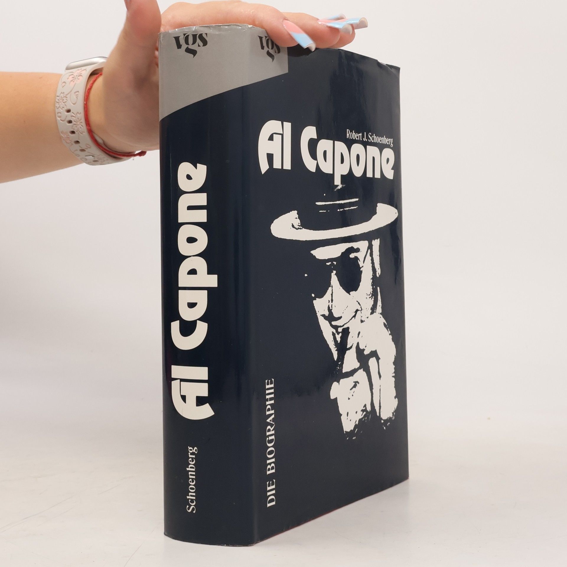 Robert J. Schoenberg Al Capone