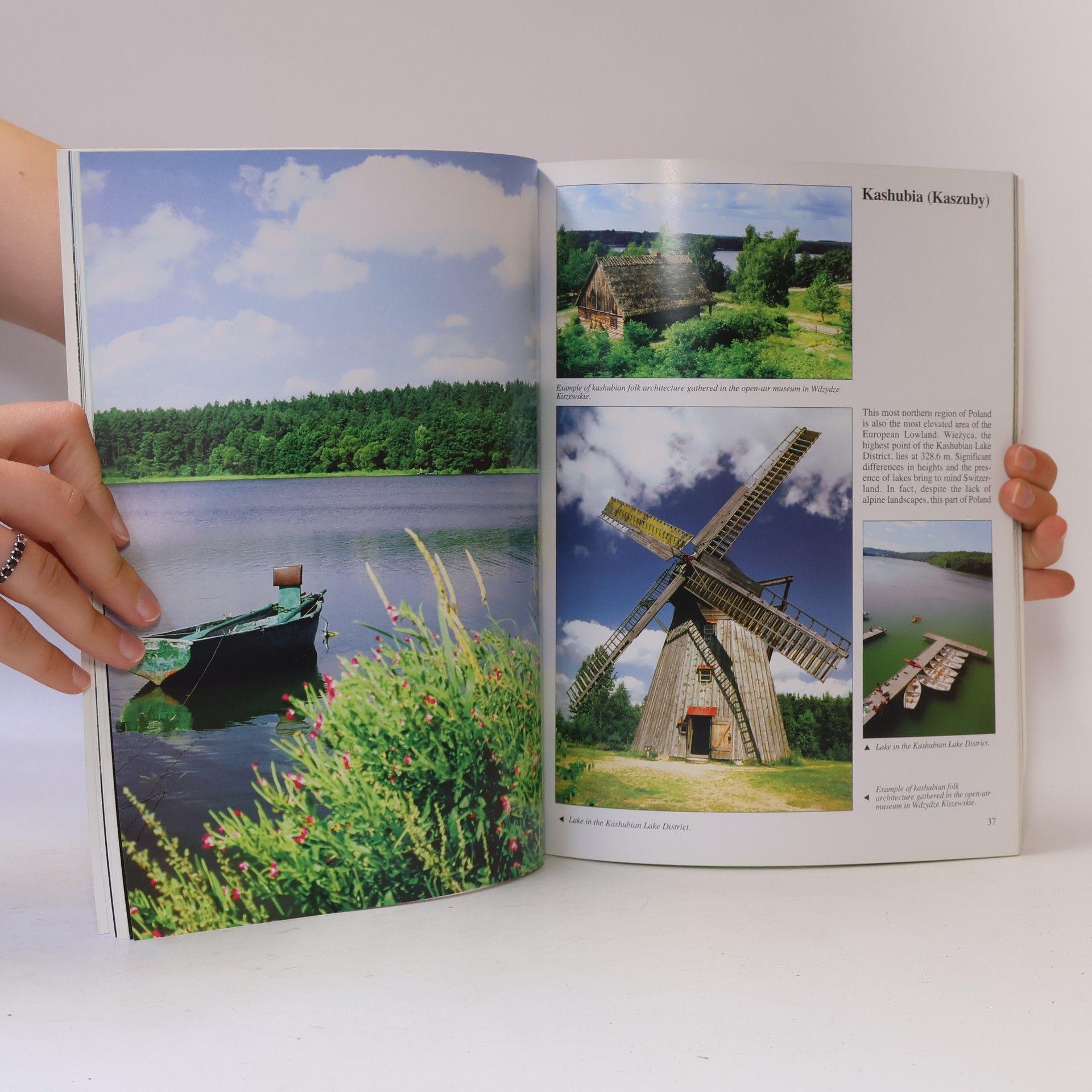 The Golden Book of Poland - English Edition