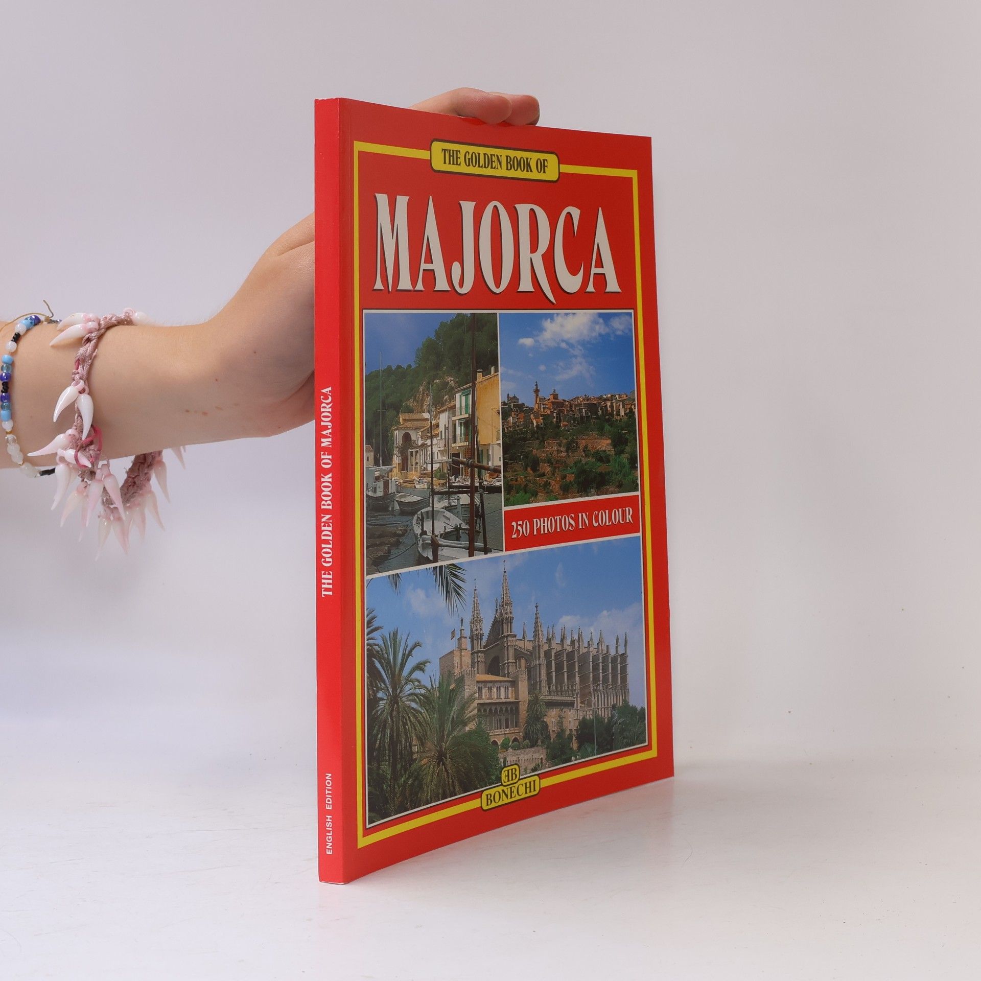 Giovanna Magi Golden Book of Mallorca - English Edition
