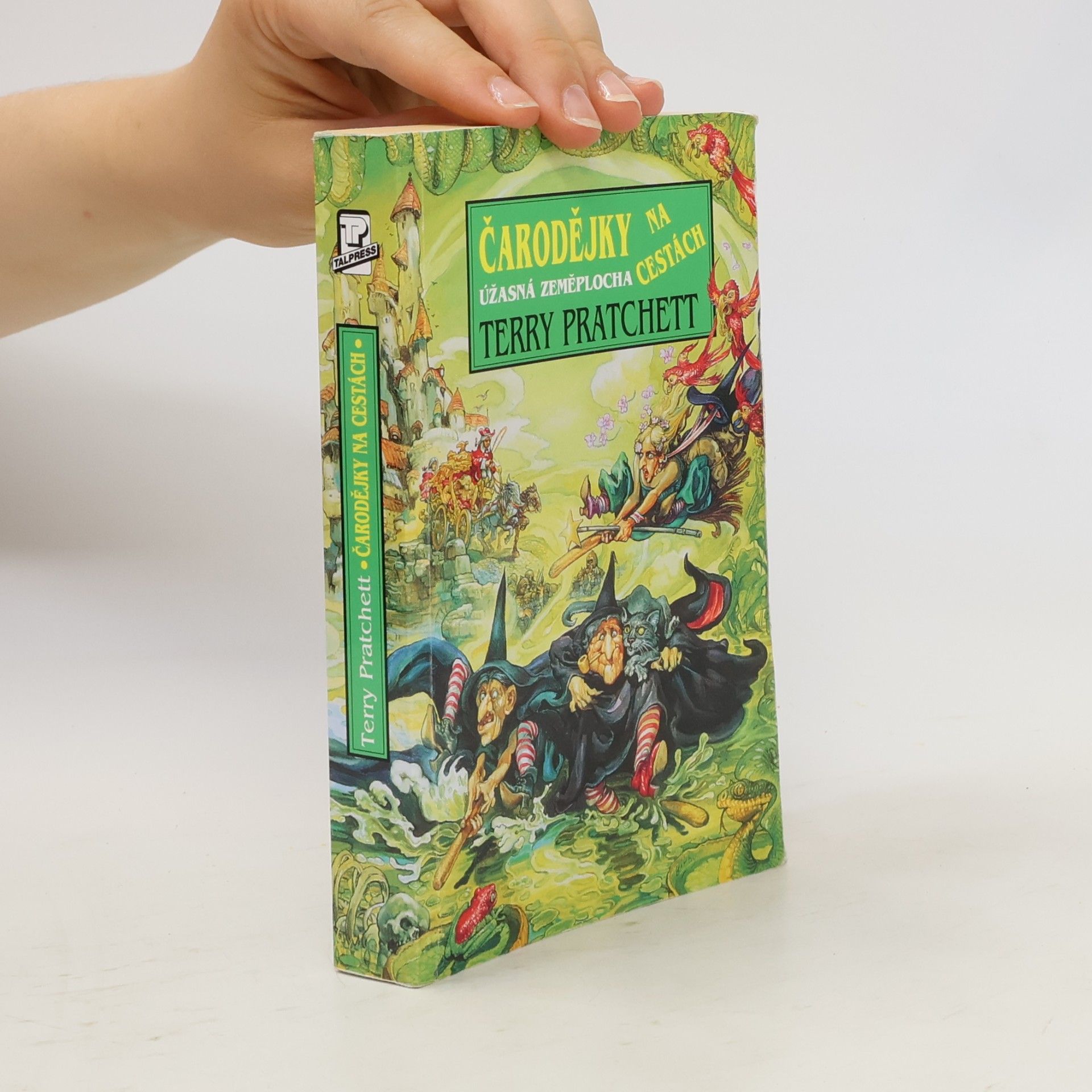 Terry Pratchett Čarodějky na cestách