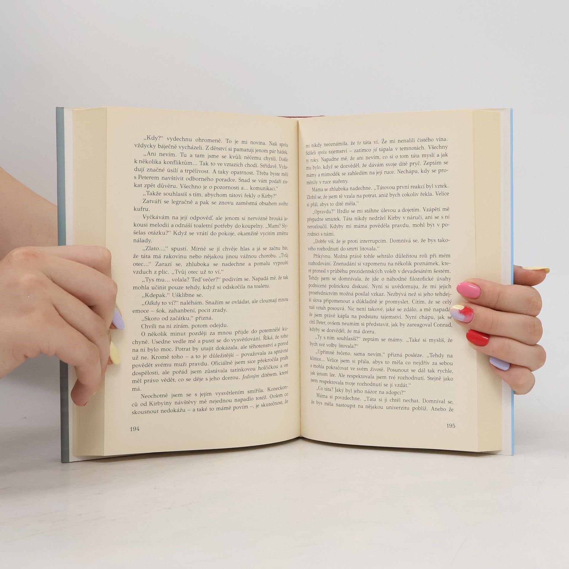 Emily Giffin Kam patříme