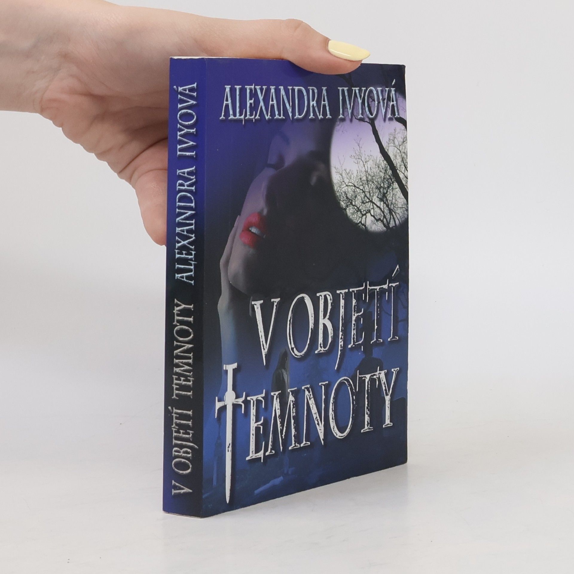 Alexandra Ivy V objetí temnoty
