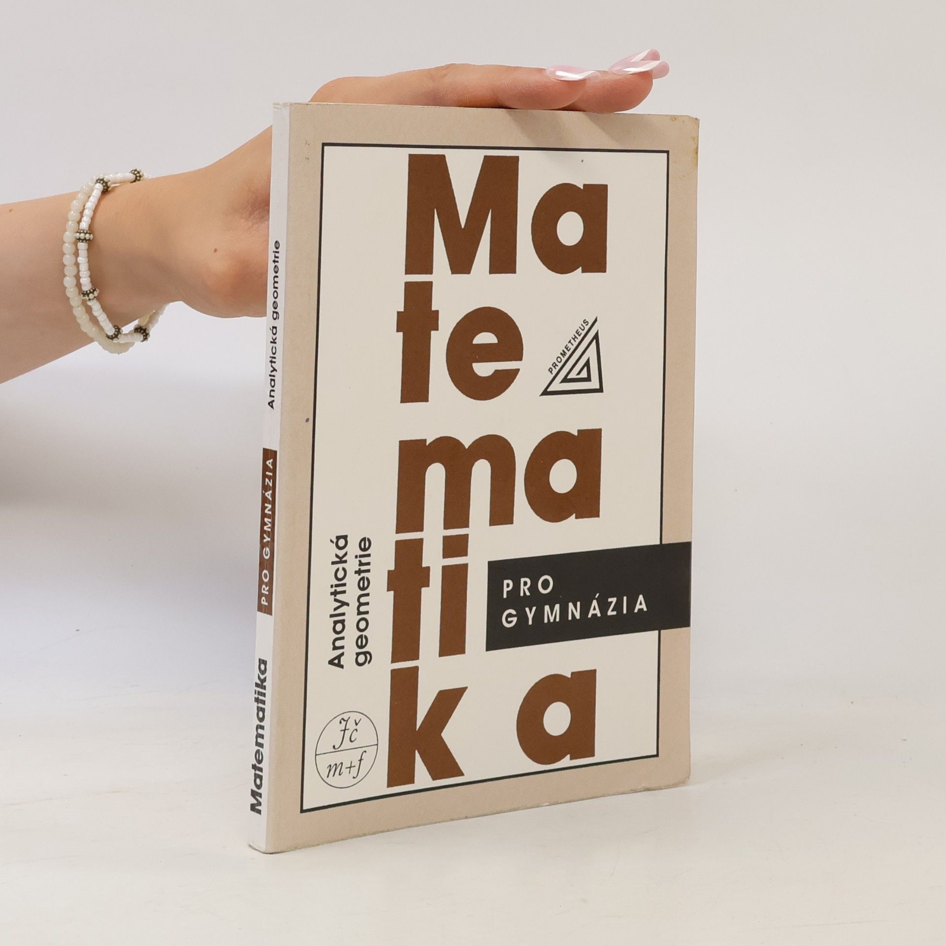 Milan Kočandrle Matematika pro gymnázia. Analytická geometrie