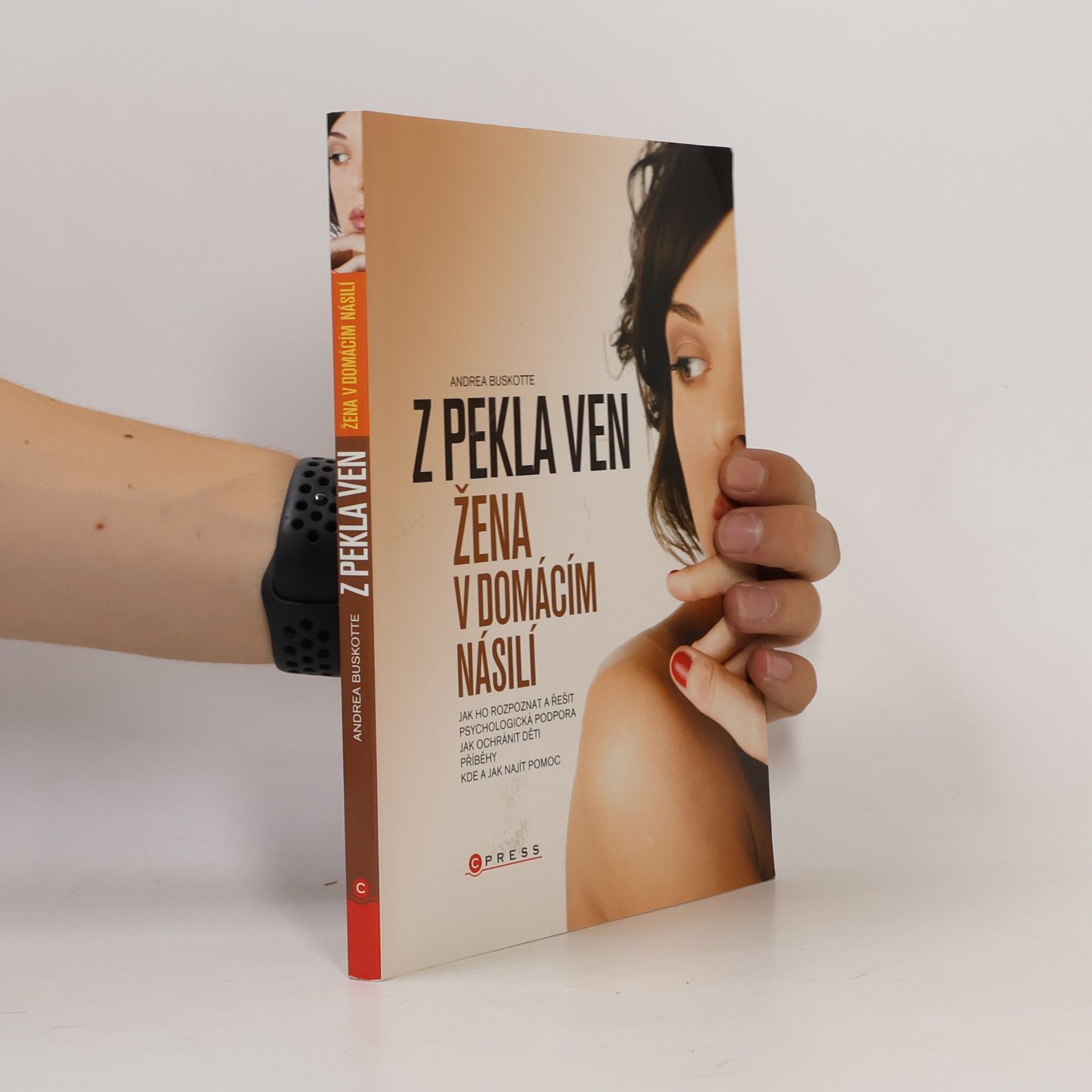 Andrea Buskotte Z pekla ven