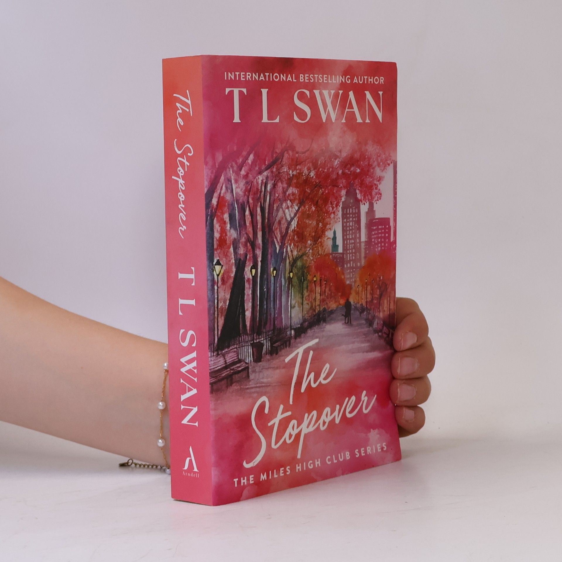 T. L. Swan The Miles High Club: The Stopover