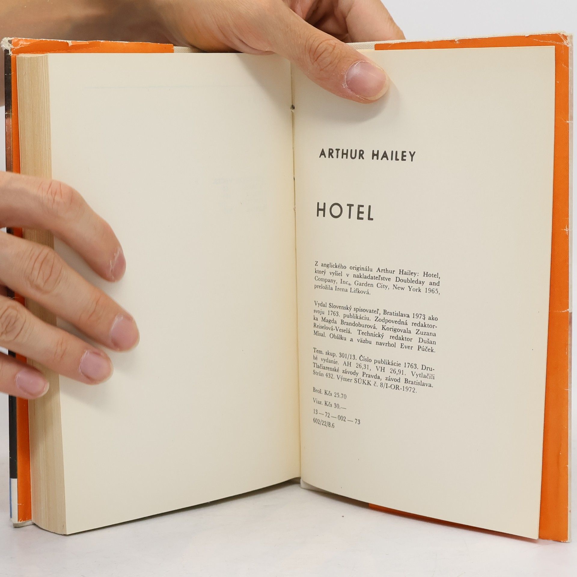 Arthur Hailey Hotel