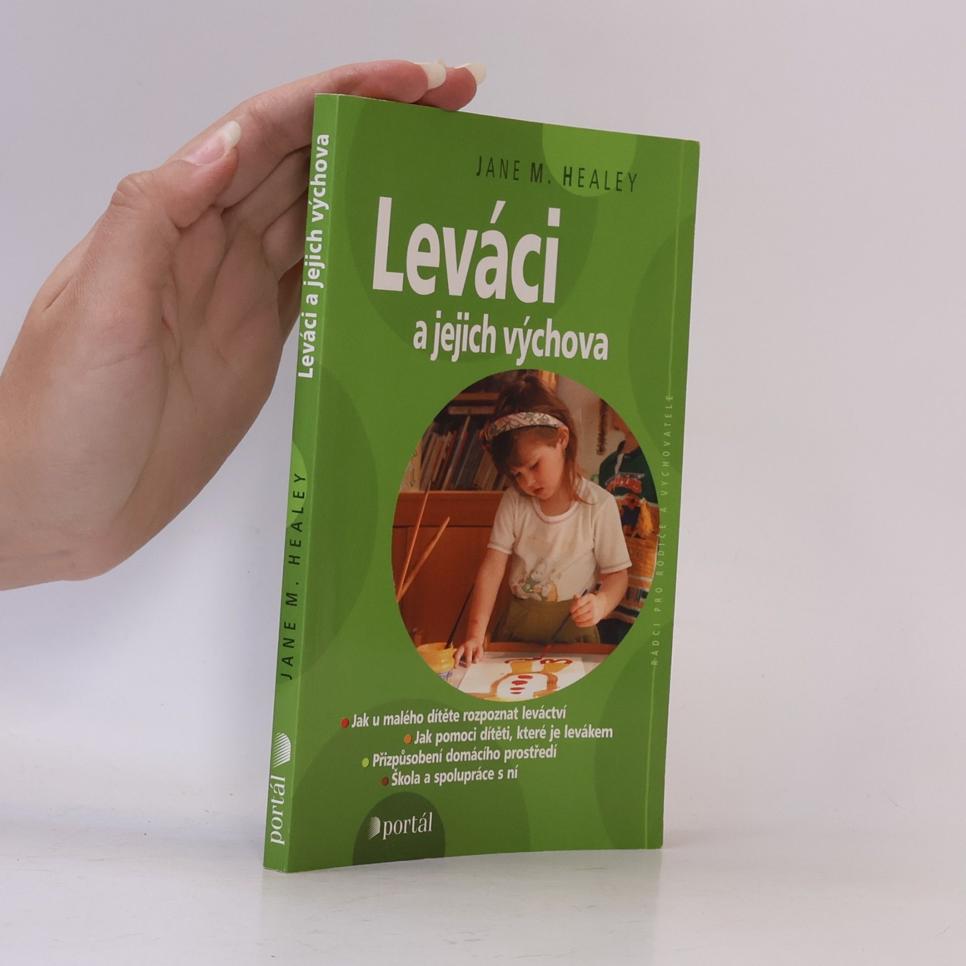 Leváci a jejich výchova