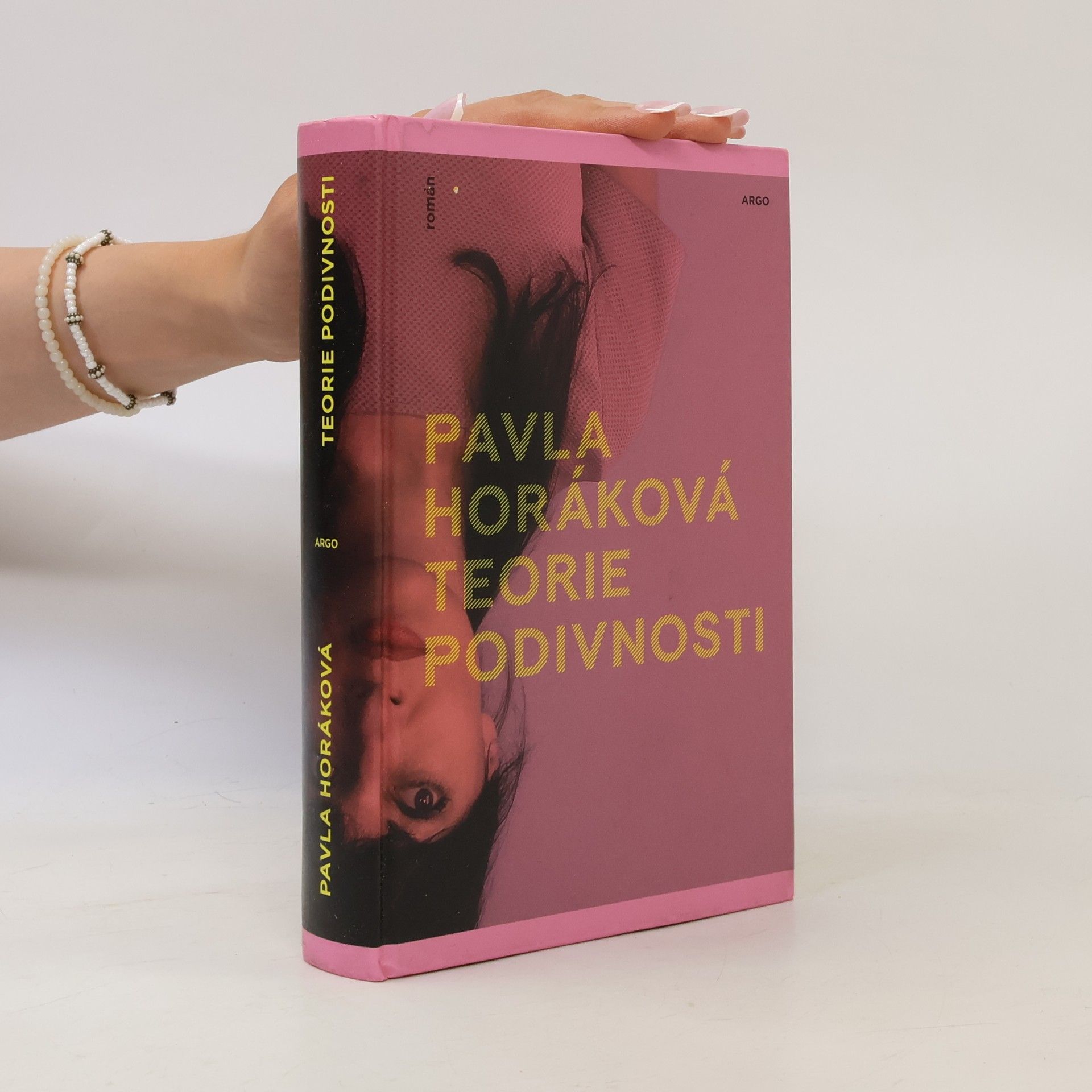 Pavla Horáková Teorie podivnosti
