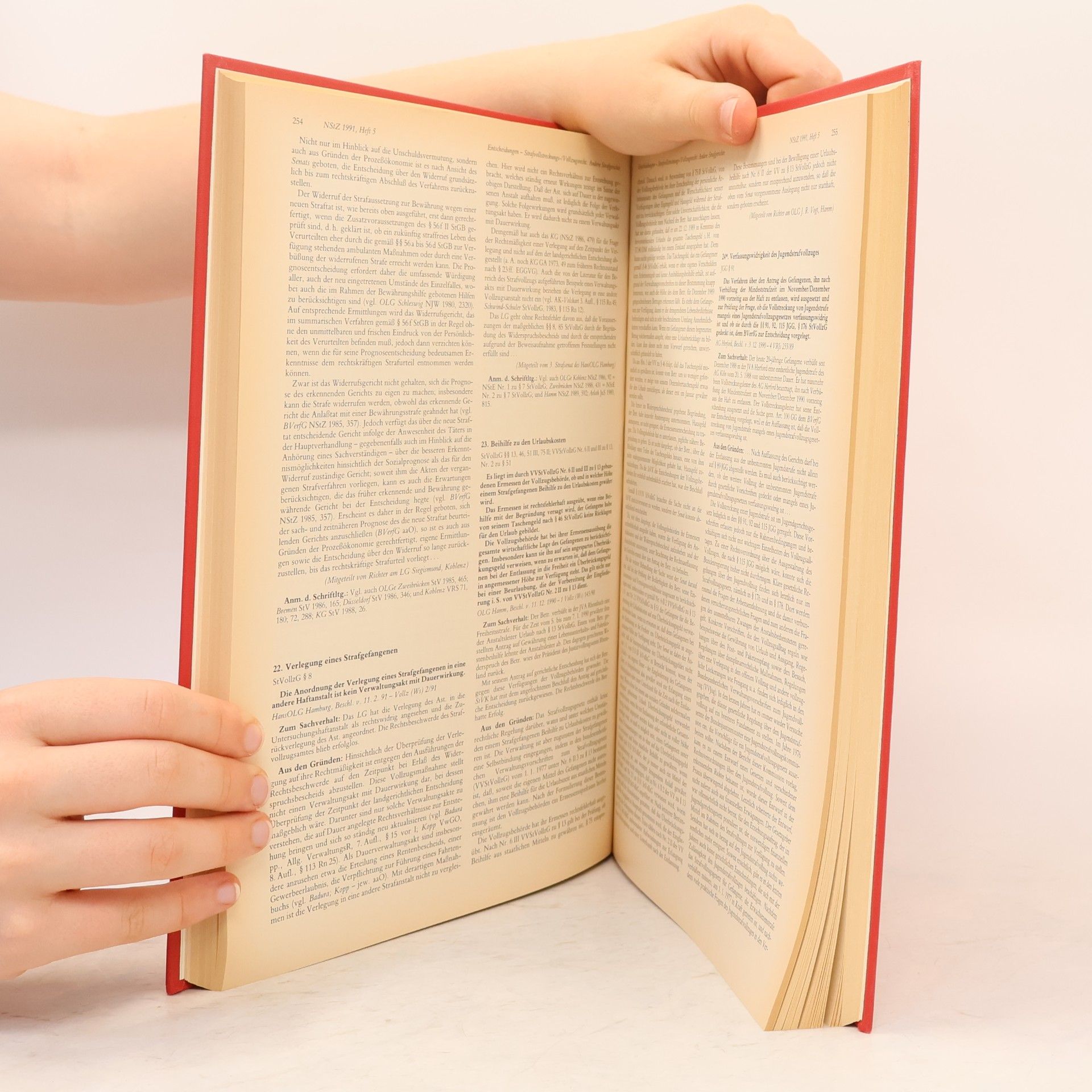 H.-J. Kurth Neue Zeitschrift für Strafrecht 11
