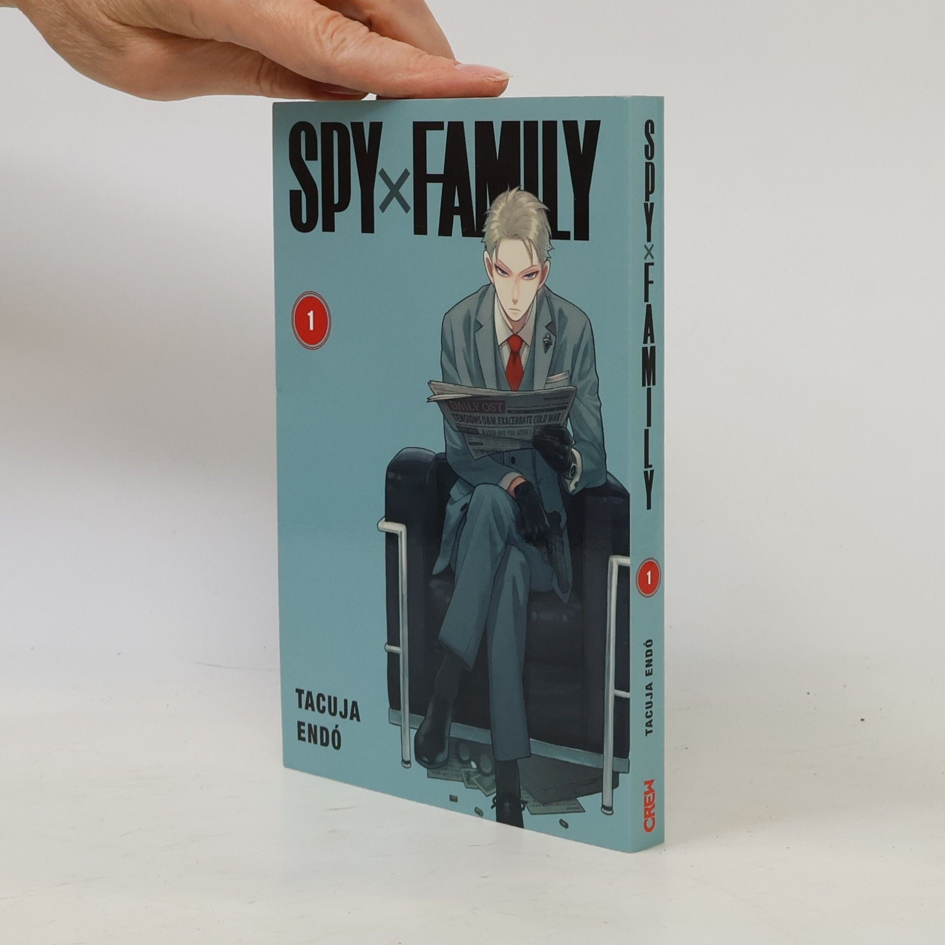 Tacuja Endó Spy x Family 1