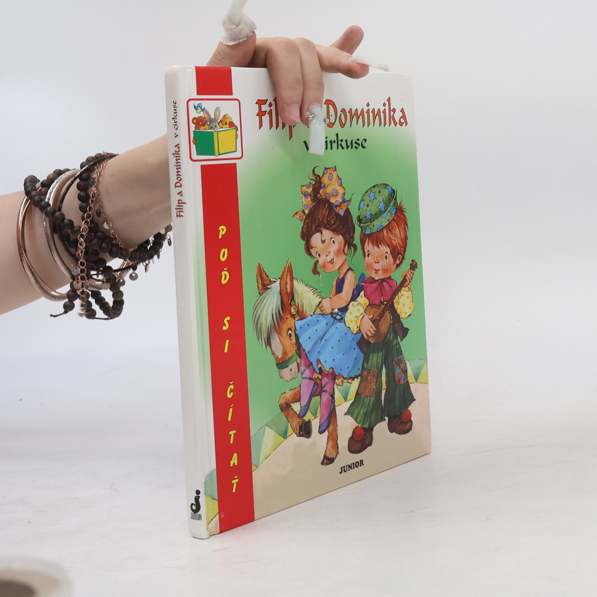 Marcela Vašková Filip a Dominika v cirkuse