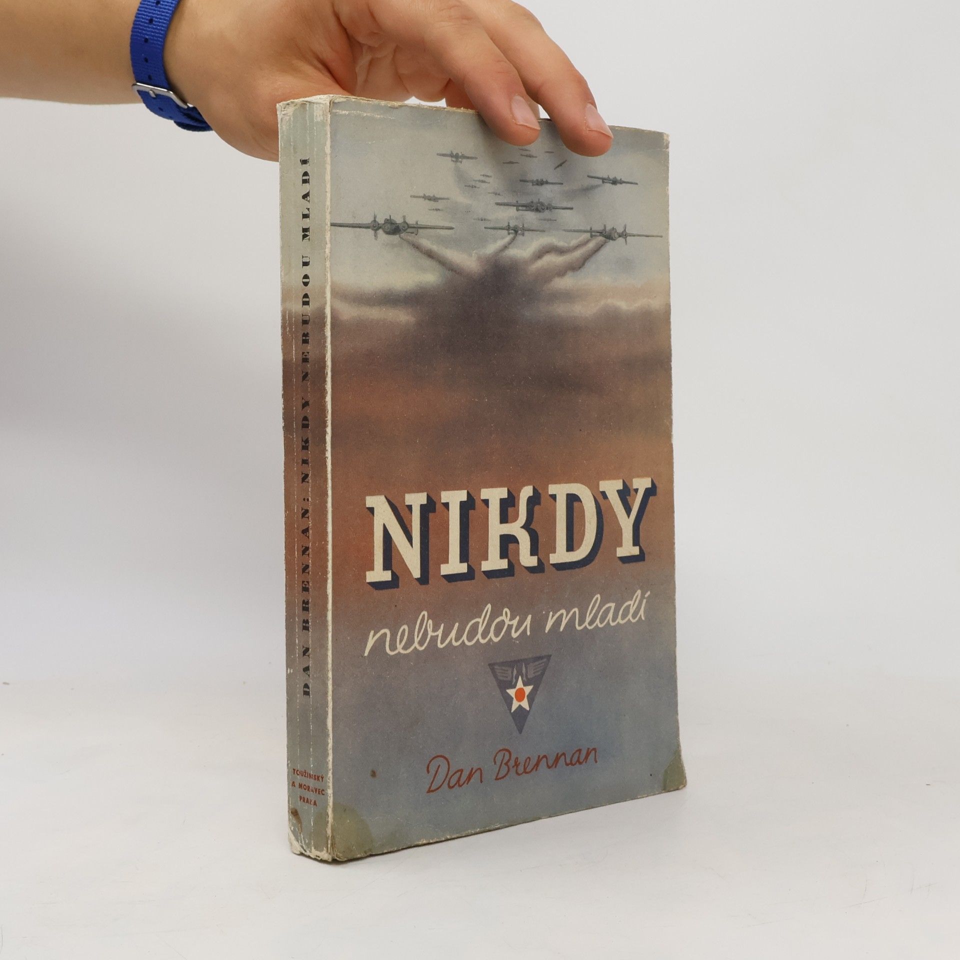 Dan Brennan Nikdy nebudou mladí