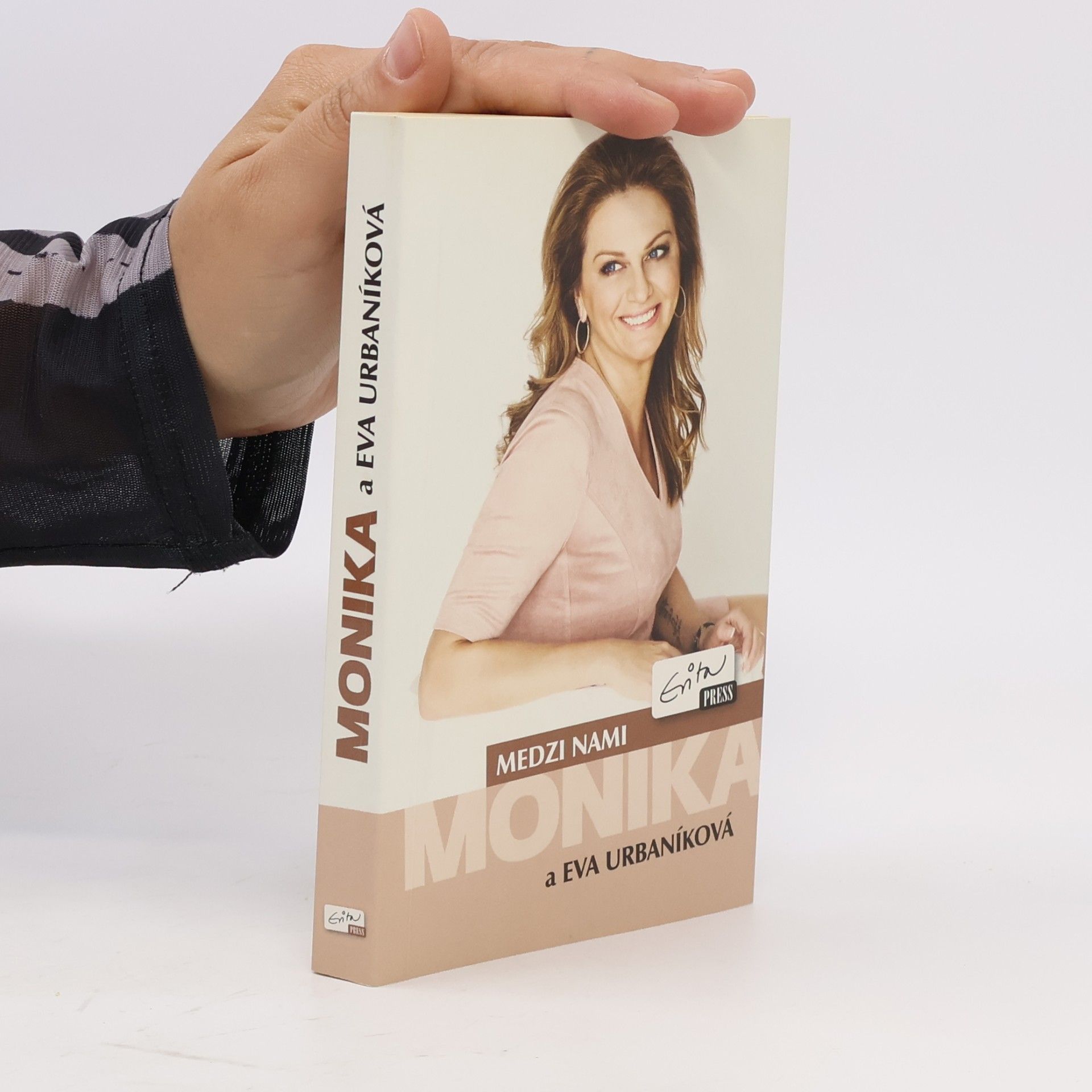 Eva Urbaníková Monika a Eva Urbaníková