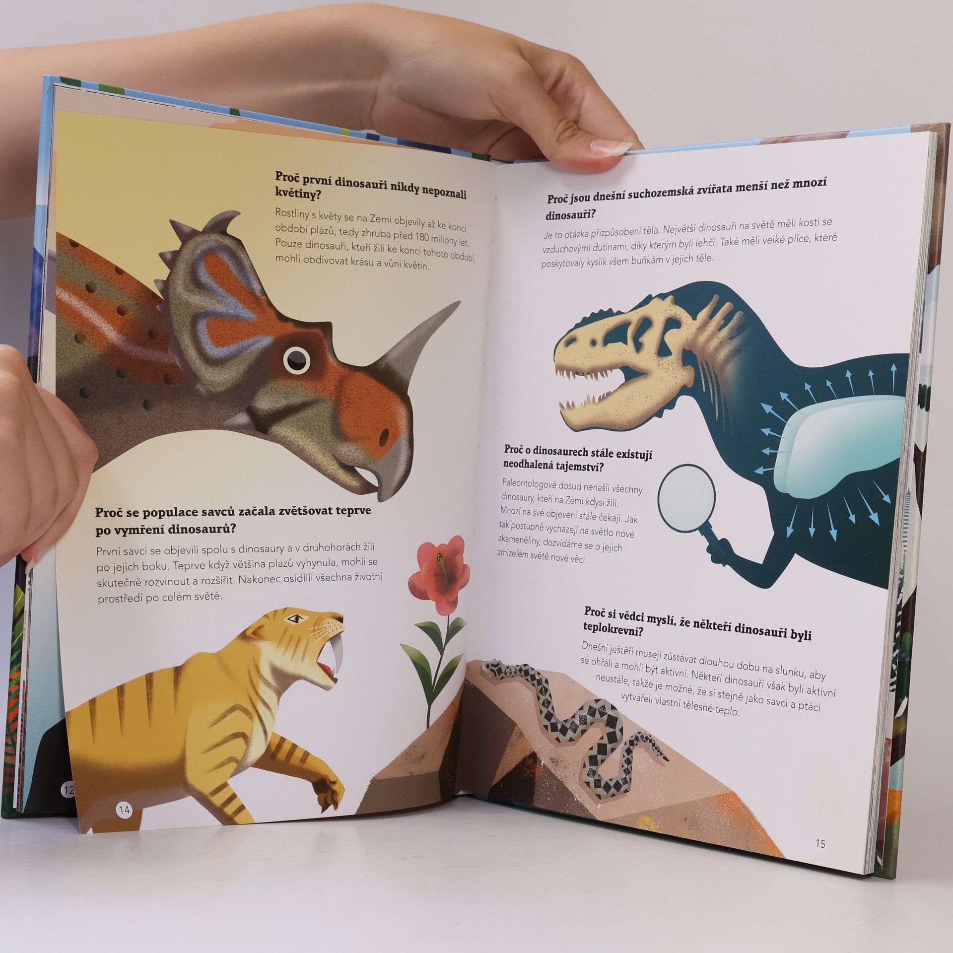 Cristina M. Banfi 200 úžasných faktů o dinosaurech