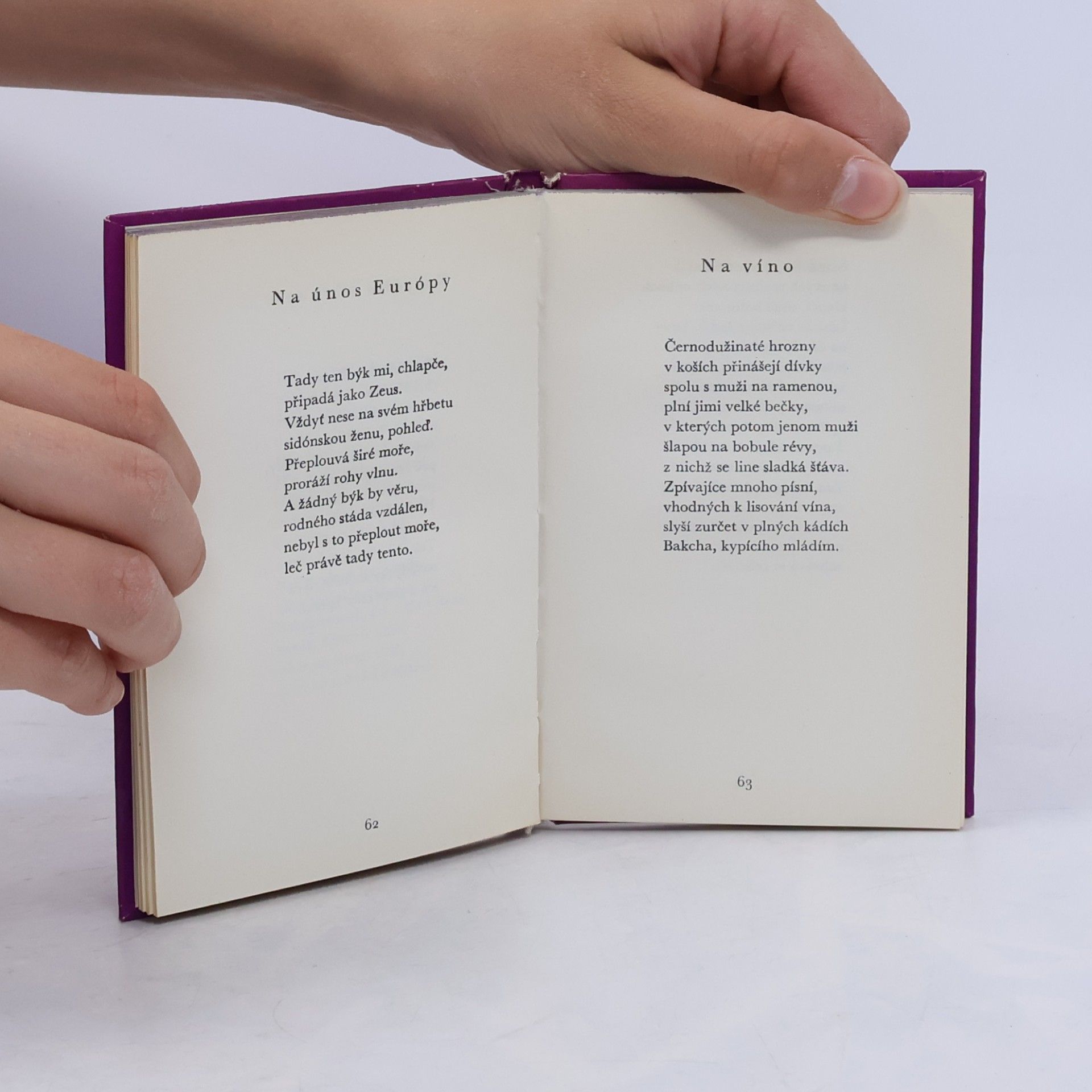Vojtěch Jestřáb Oslavujme Bakcha. Anakreontská poezie